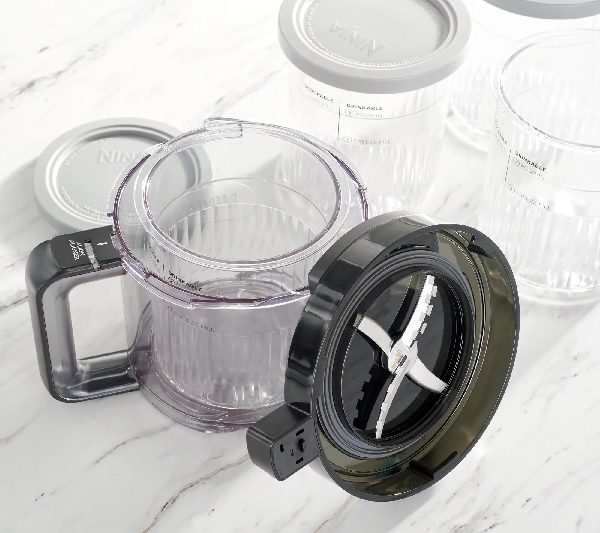 Ninja CREAMi Deluxe 11in1 Frozen Treat Maker w/ Extra Pints