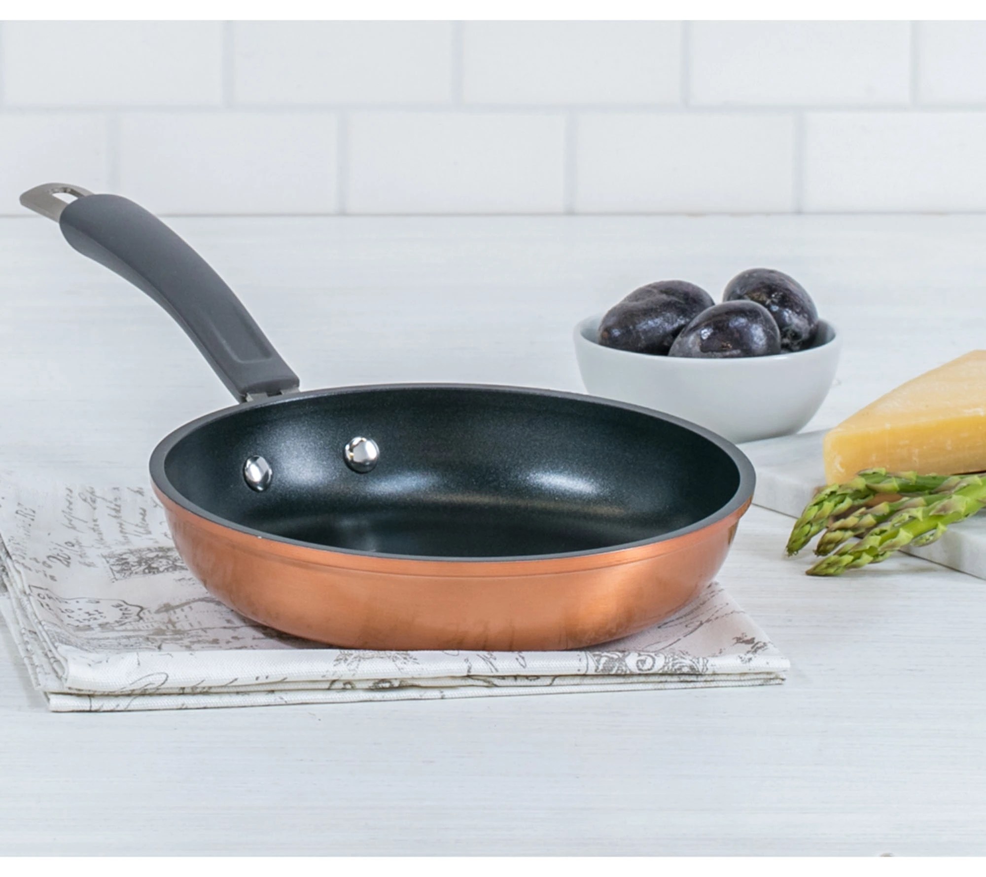 Epicurious 8" Aluminum Open Fry Pan