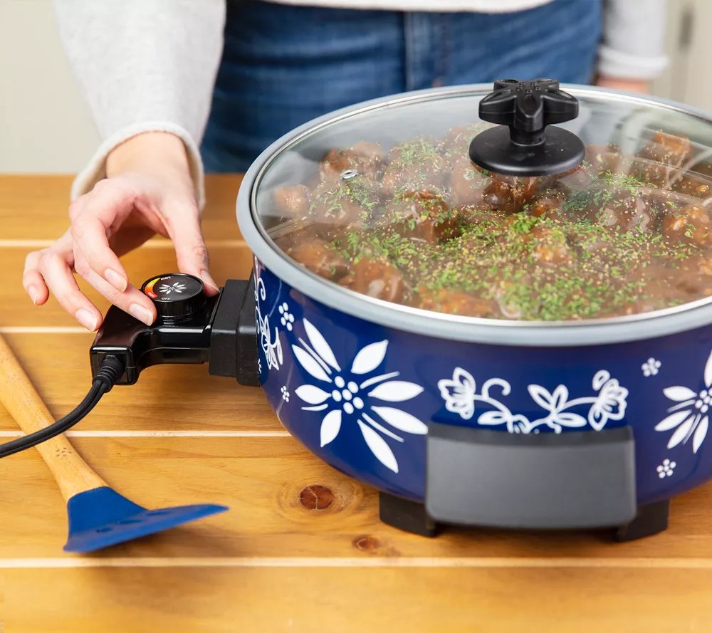 Temptations Classic 12" Deep Skillet with Glass Lid