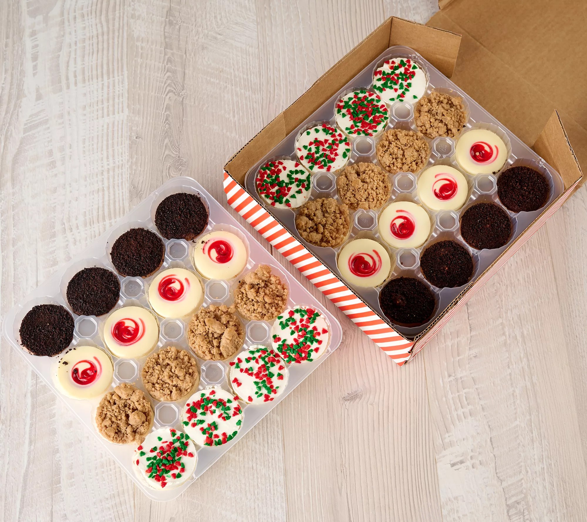 Junior's (32) 4.75 lb Holiday Mini Cheesecake AutoDelivery