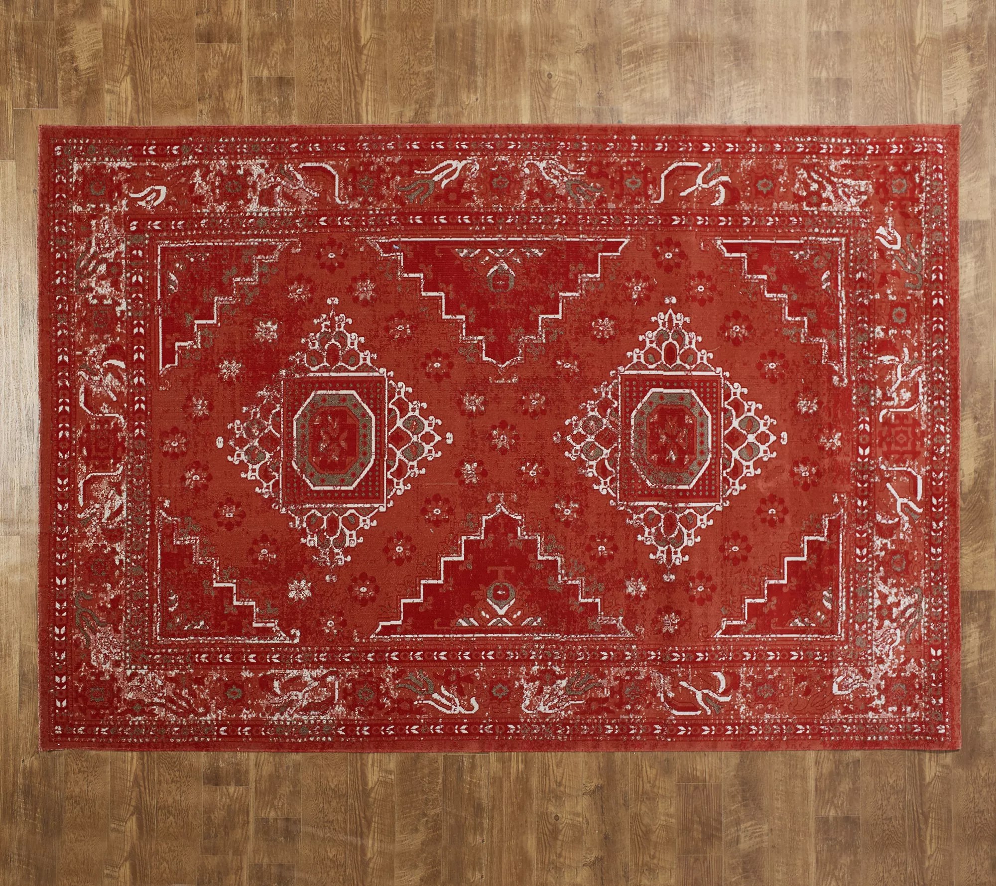 Barbara King 6'10" x 10' Vintage Diamond Indoor/Outdoor Rug