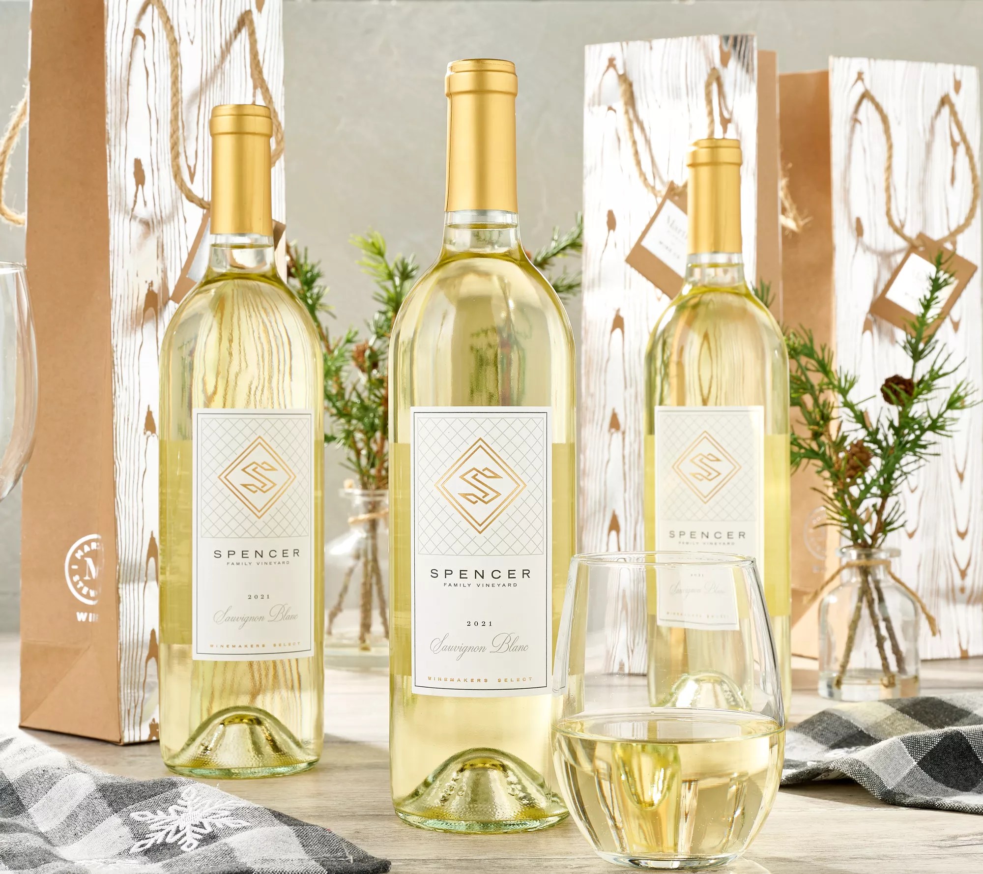 Martha Stewart 3btl Holiday Wine Collection w/ Gift Bags