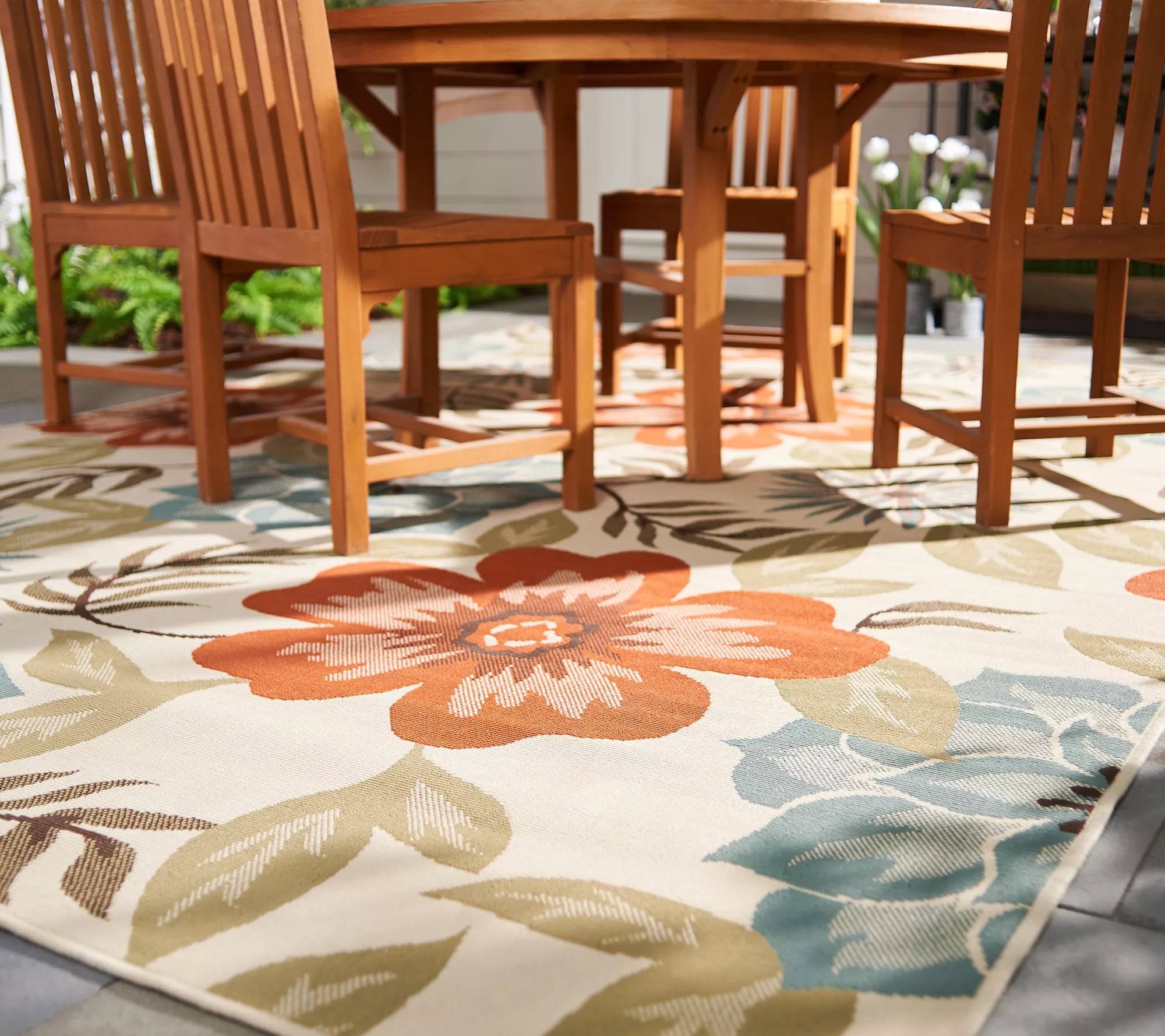 Tommy Bahama 7' x 10' All Over Floral In/Outdoor Rug