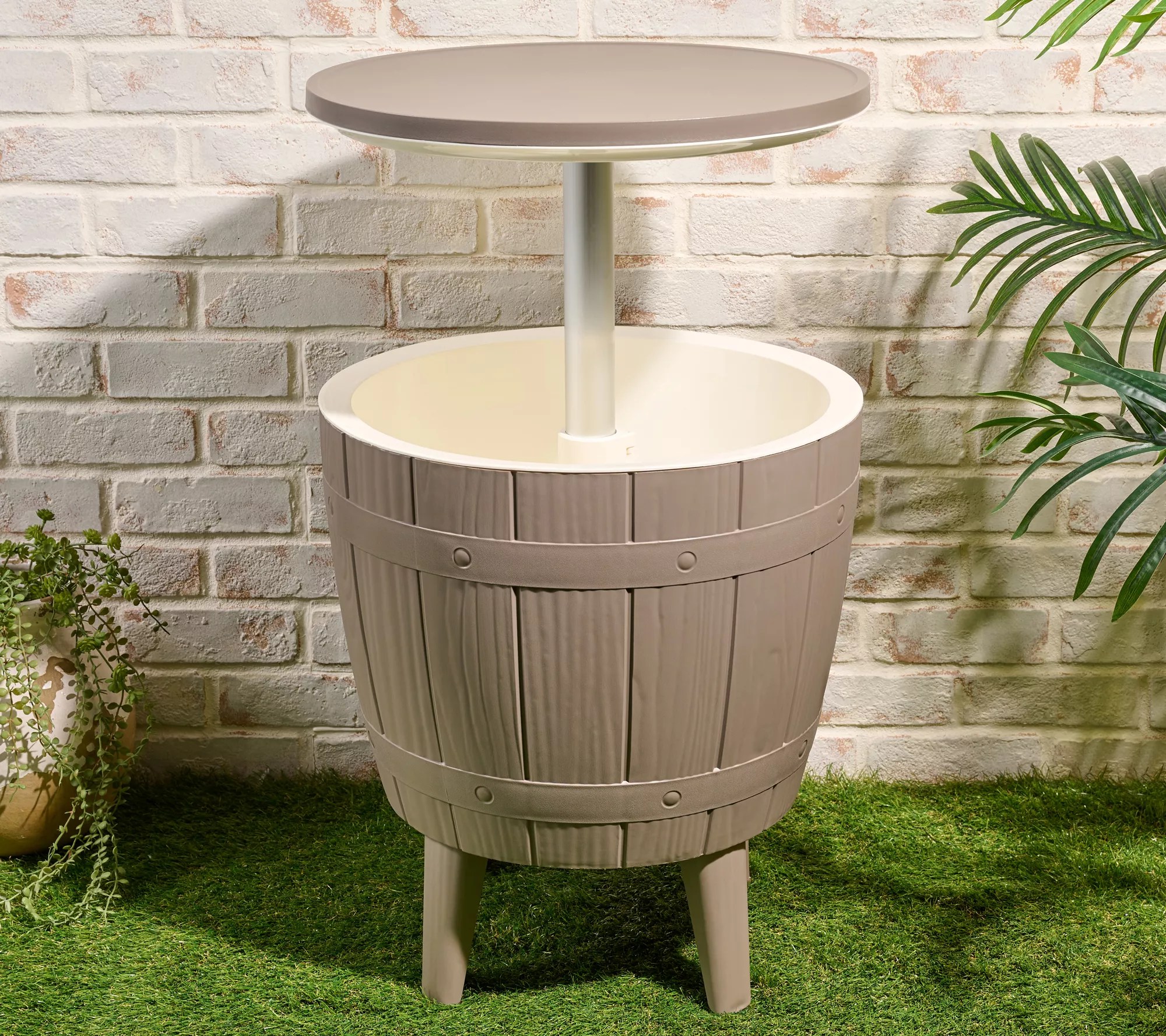 P.S. Home 3in1 Outdoor Coffee Table, Cocktail Table & Drink Cooler