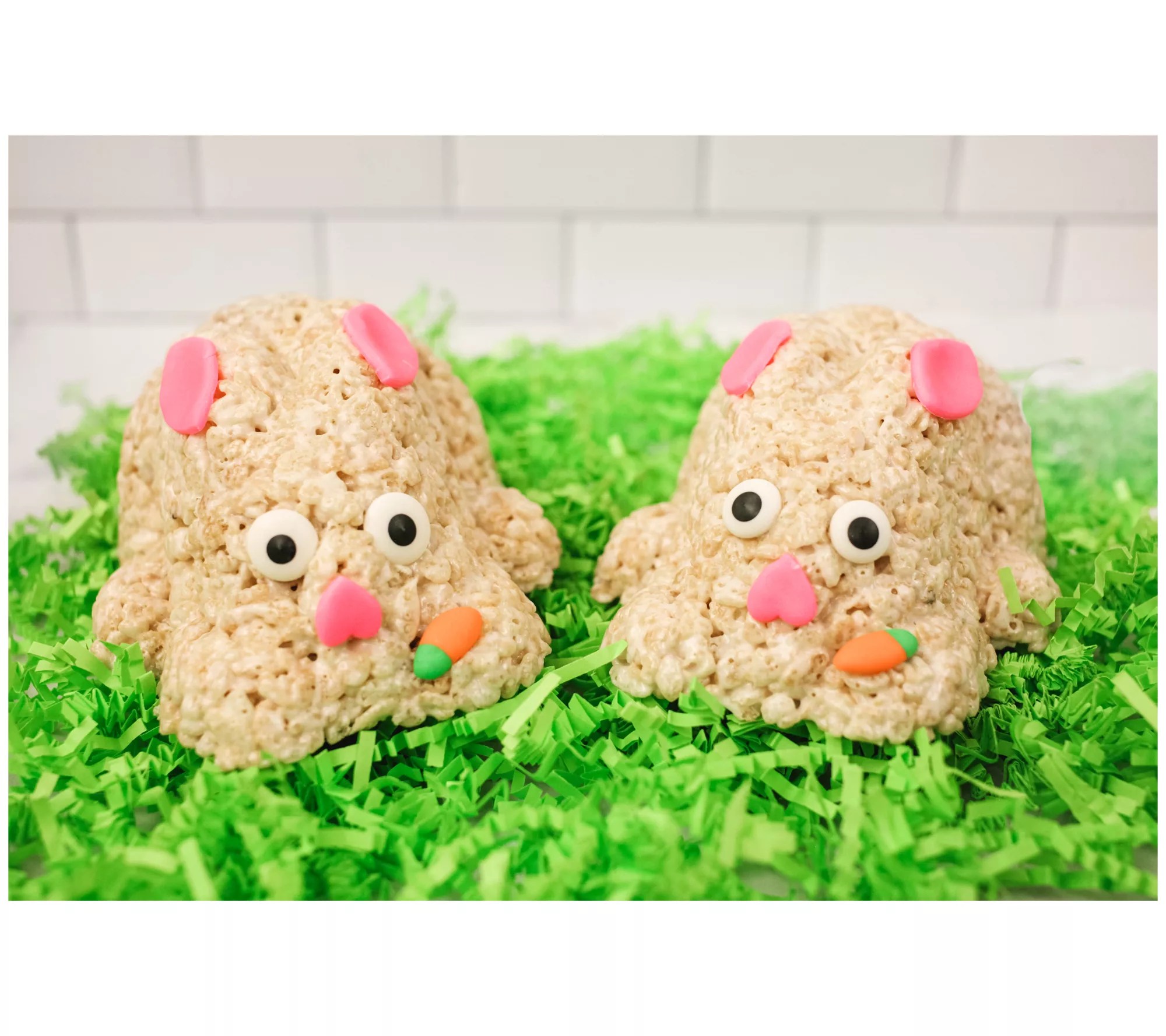 Ships 3/28 Creative Crispies 2Pc Easter XL Bunny Treats