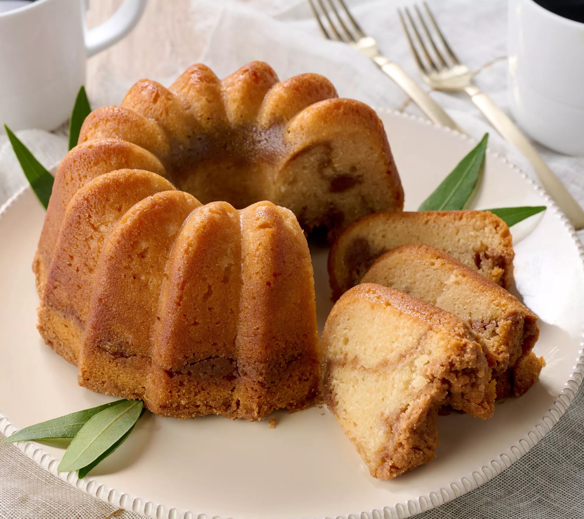 Island Treasures 26 oz. Coffee Cake Swirl with Rum