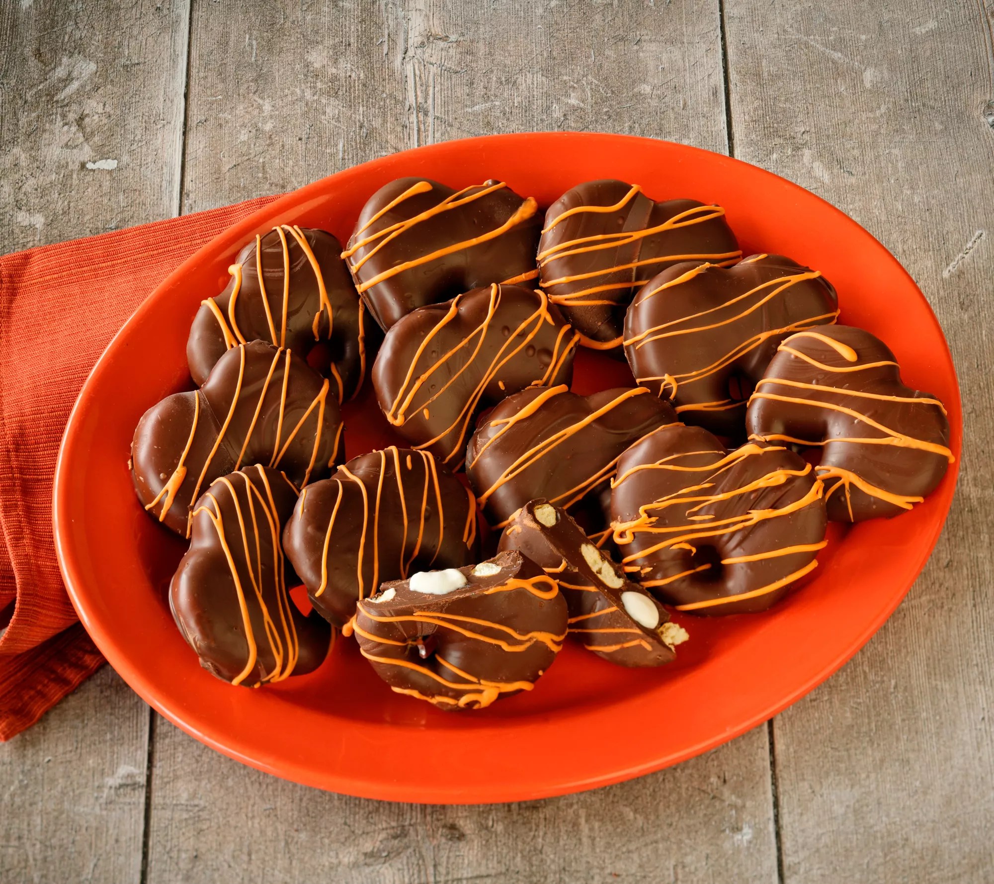 Landies 12 Dark Chocolate Marshmallow S tuffedPretzel