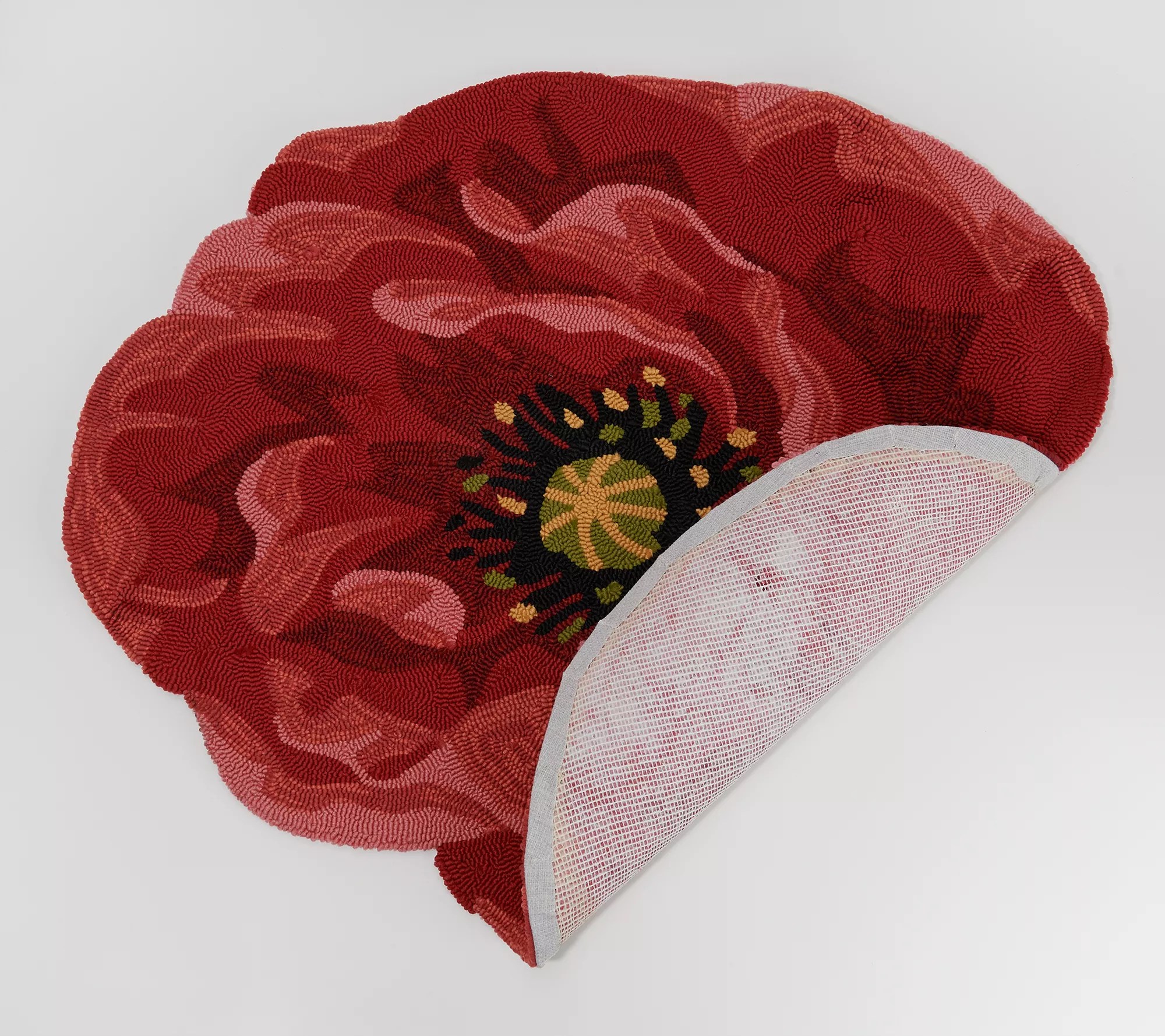 Plow & Hearth Floral Shaped Throw Rug