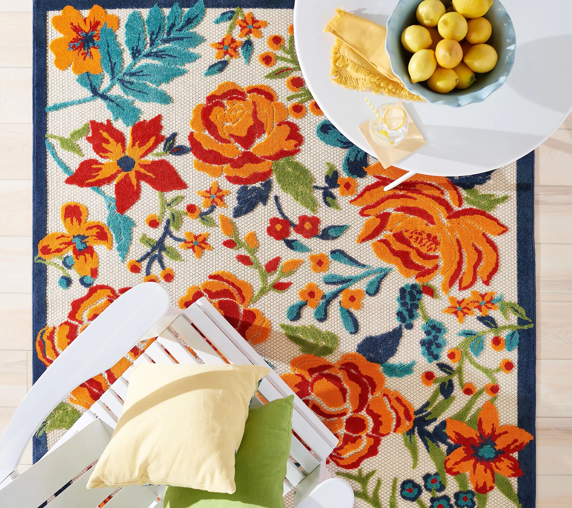 Nourison Romantic Garden & Daisy Bouquet Indoor/Outdoor HighLow Rug