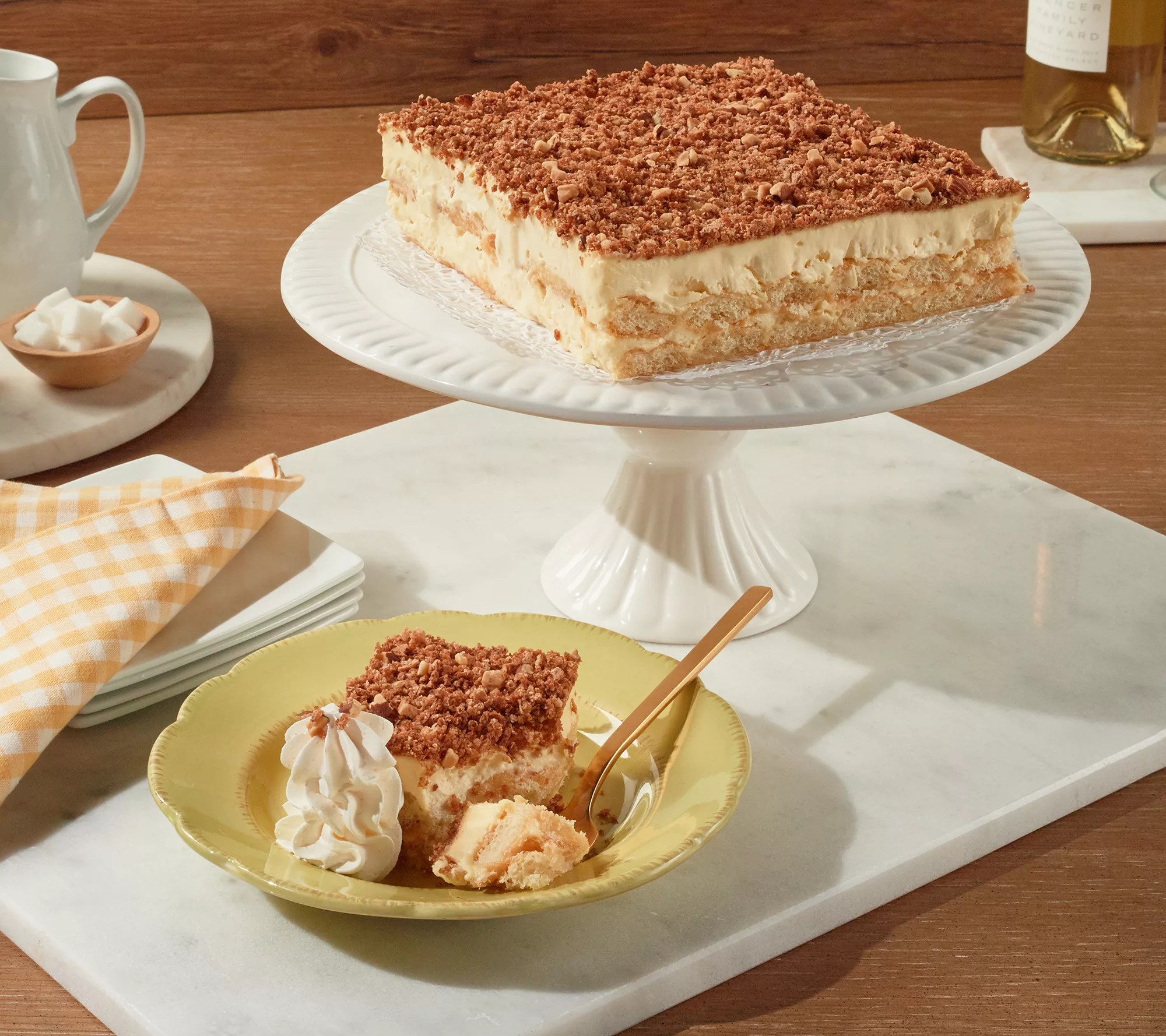 Delizioso Desserts 4.5lb Toasted Almond Cream Cake