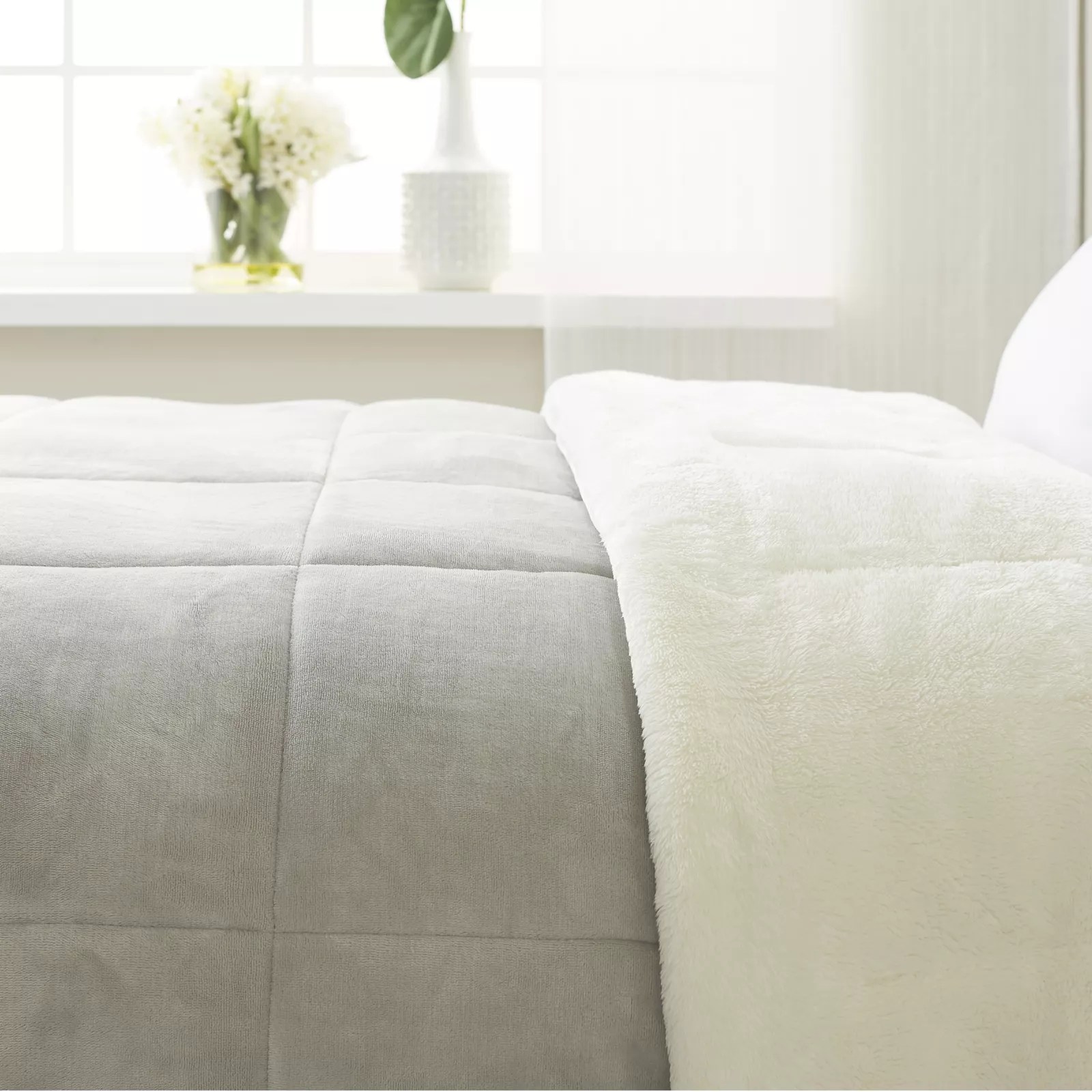 Cozee Home Faux Mink & Ultra Fluffie Filled Bedspread QVC UK