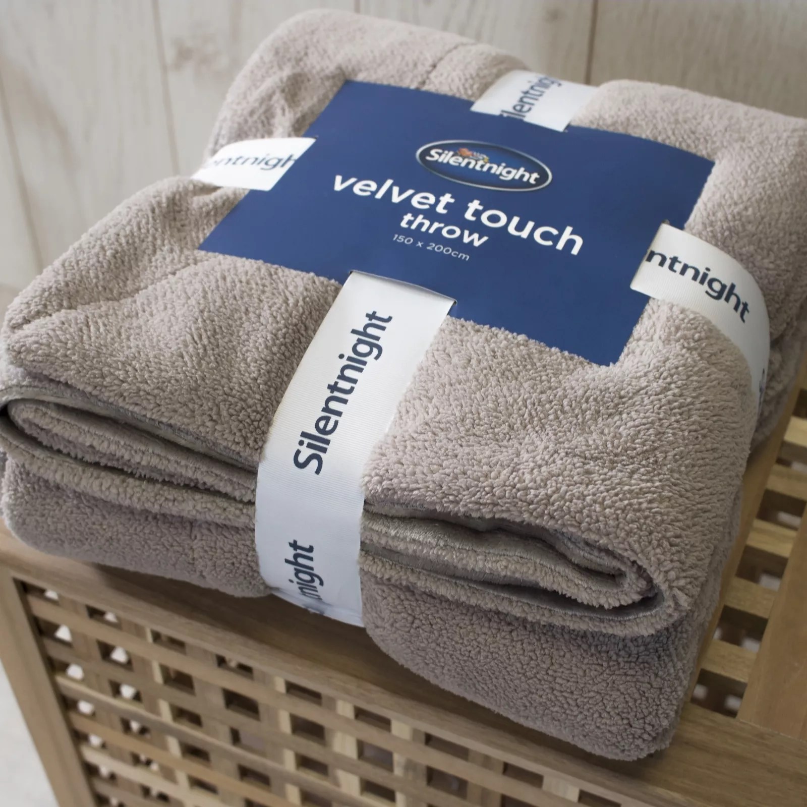 Silentnight Fleece Throw QVC UK