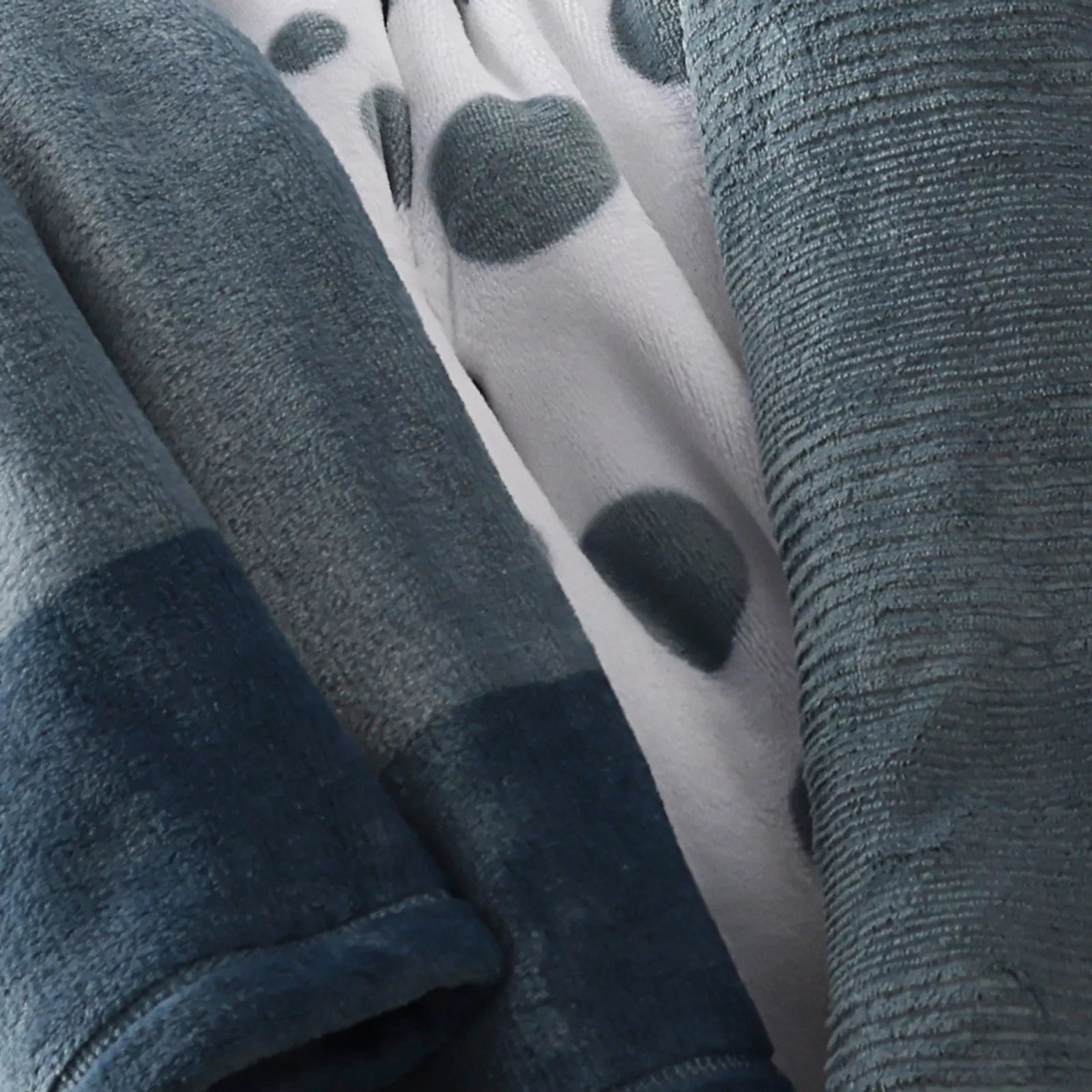 Cozee Home Reversible Velvetsoft 7 Piece Complete Bedding Collection QVC UK