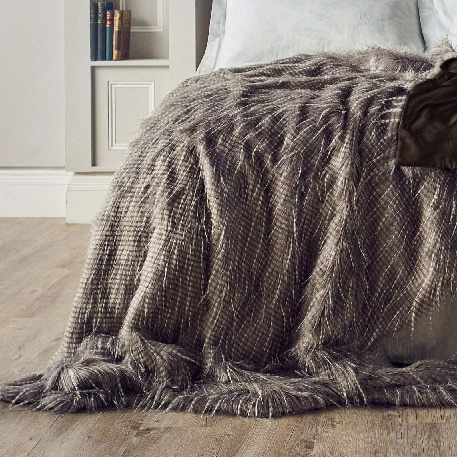 Outlet Alison Cork Luxury Tipped Faux Fur Throw QVC UK