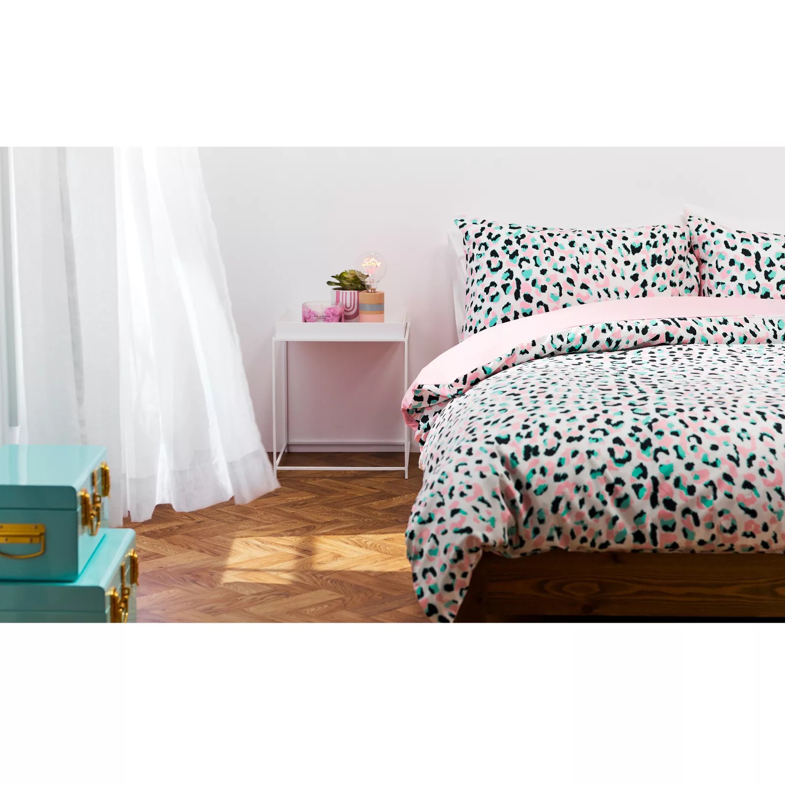 Supersoft by Cozee Home Leopard Bright 4 Piece Duvet Set QVC UK