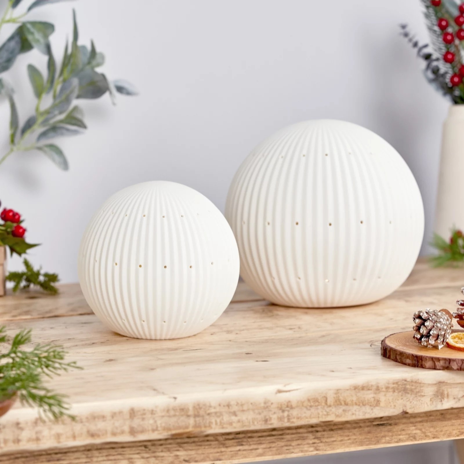 K by Kelly Hoppen Set of 2 Large Ceramic Light Up Ornaments QVC UK