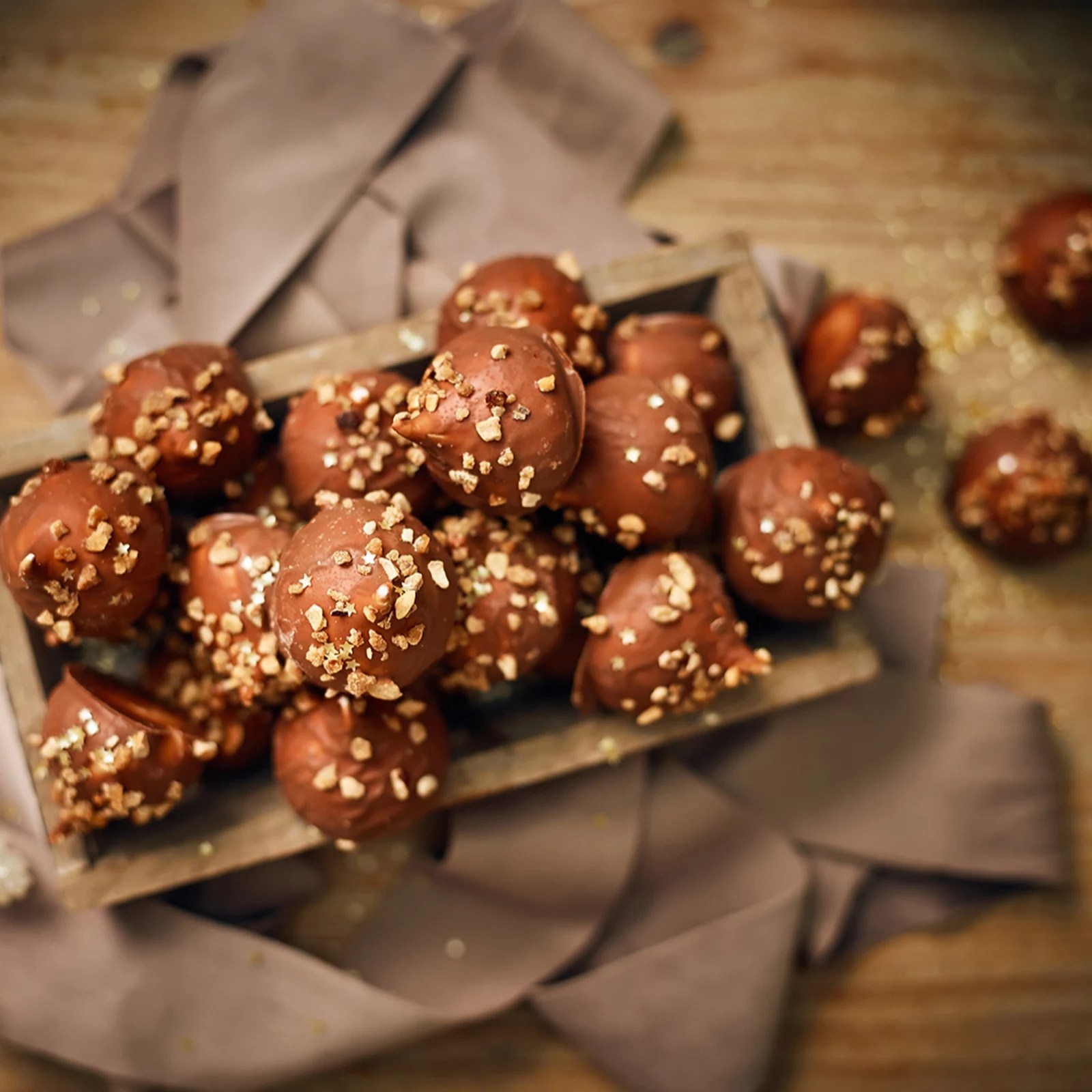 Flower & White Set of 4 Chocolate Covered Meringue Drops in Gift Boxes