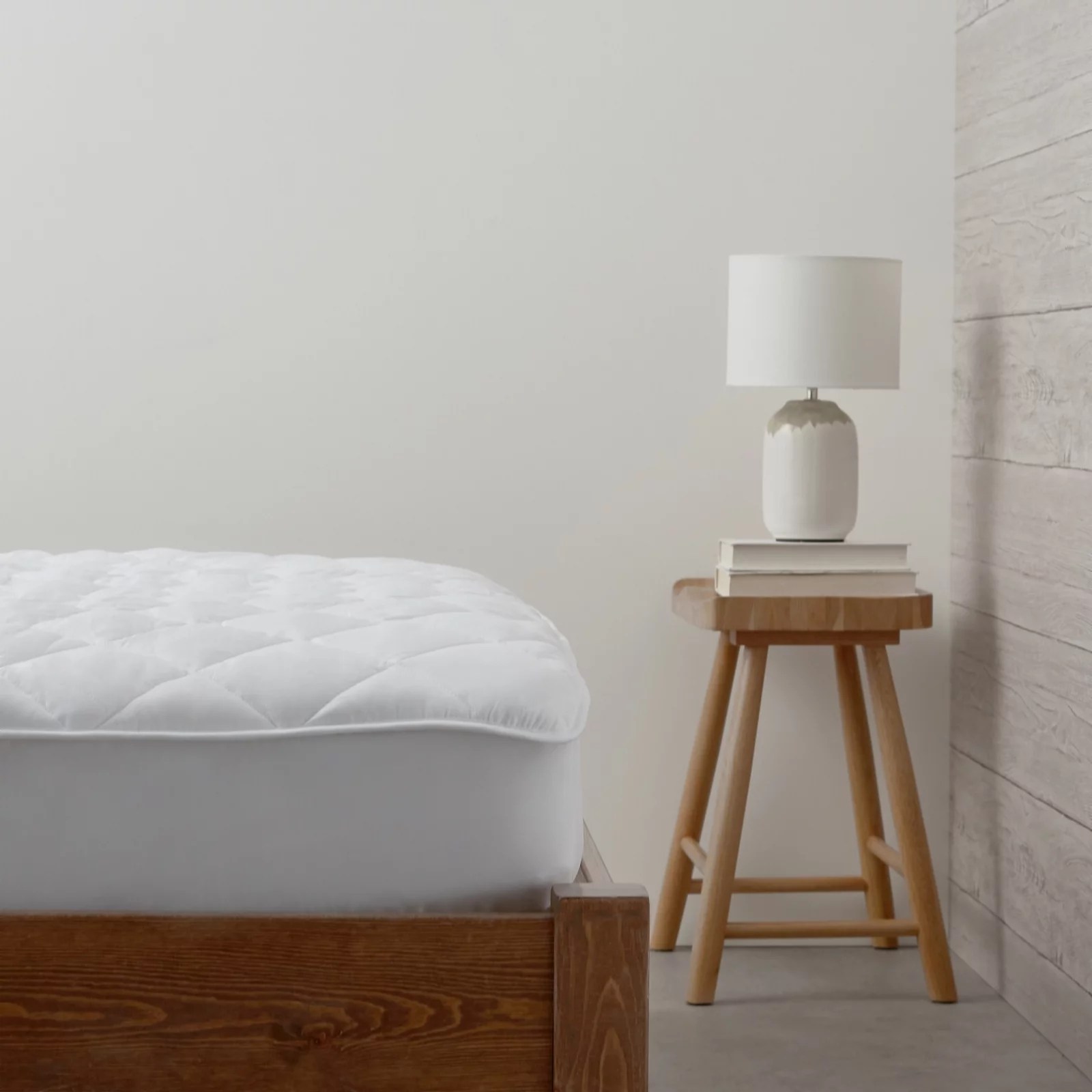 Outlet Supersoft Waterproof MicroFresh Mattress Protector QVC UK