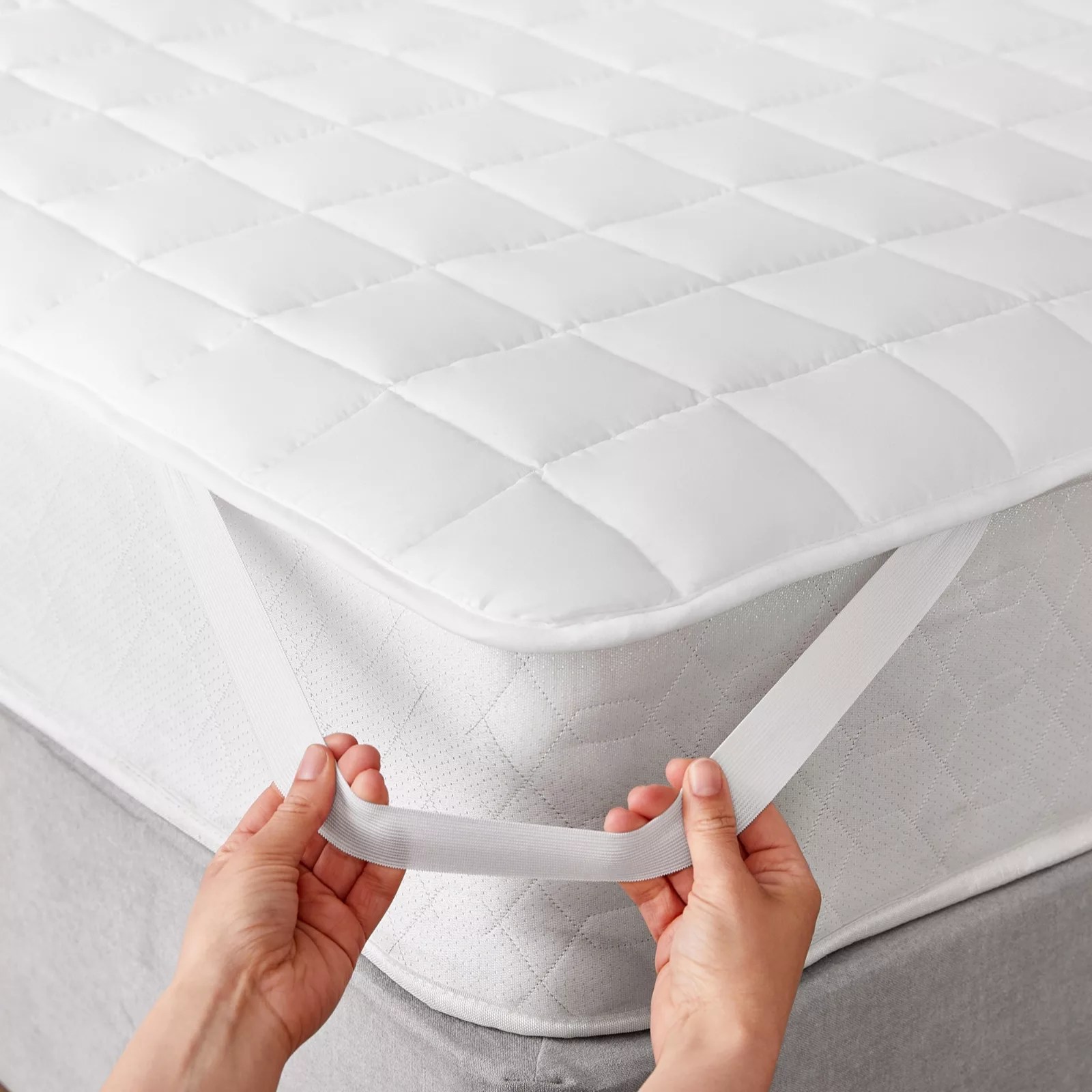 Silentnight Cloud AntiAllergen Mattress Protector QVC UK