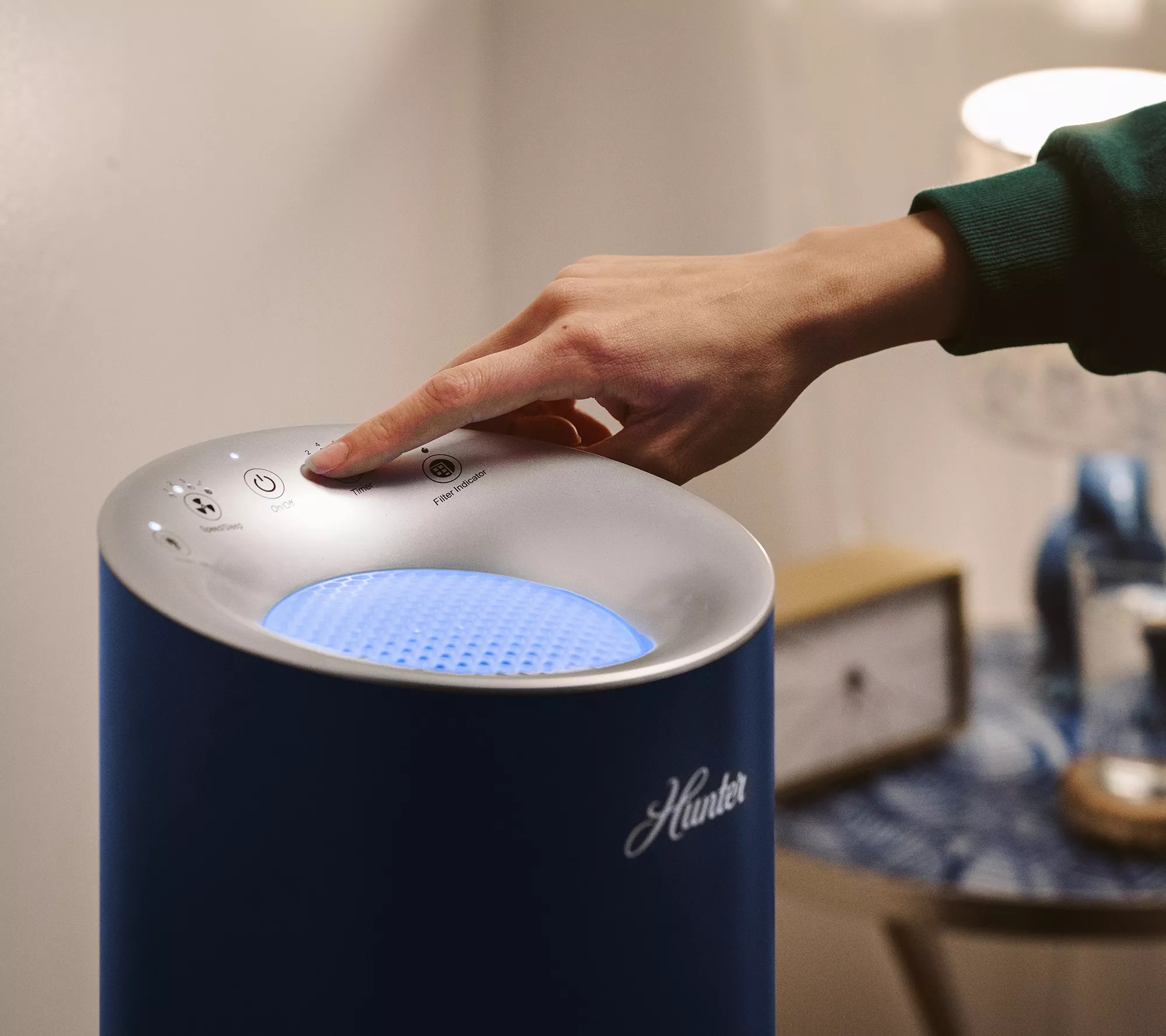 Hunter HP400 Tower Air Purifier w/ EcoSilver and HEPA Filtration