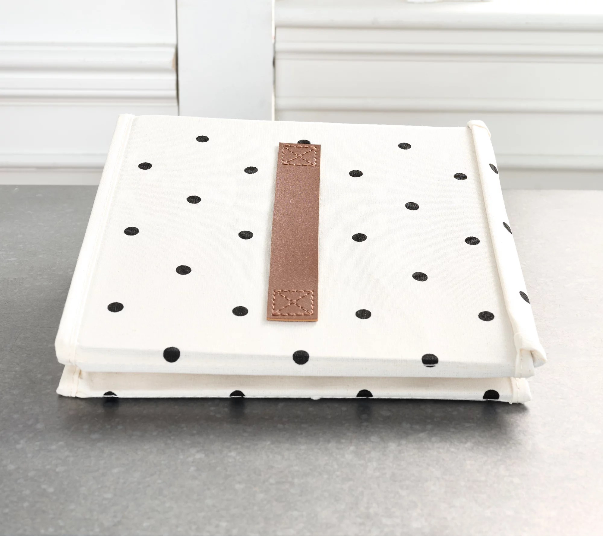 Cella 9" x 9" Small Collapsible Storage Bins