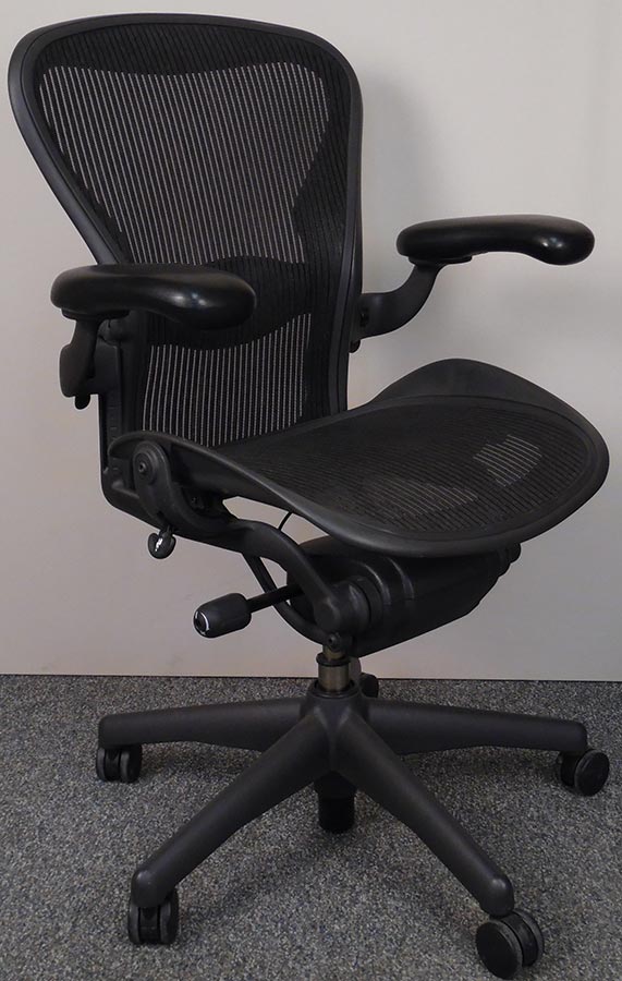 Herman Miller Aeron Chair True Black Black Herman Miller Aeron Fully Adjustable