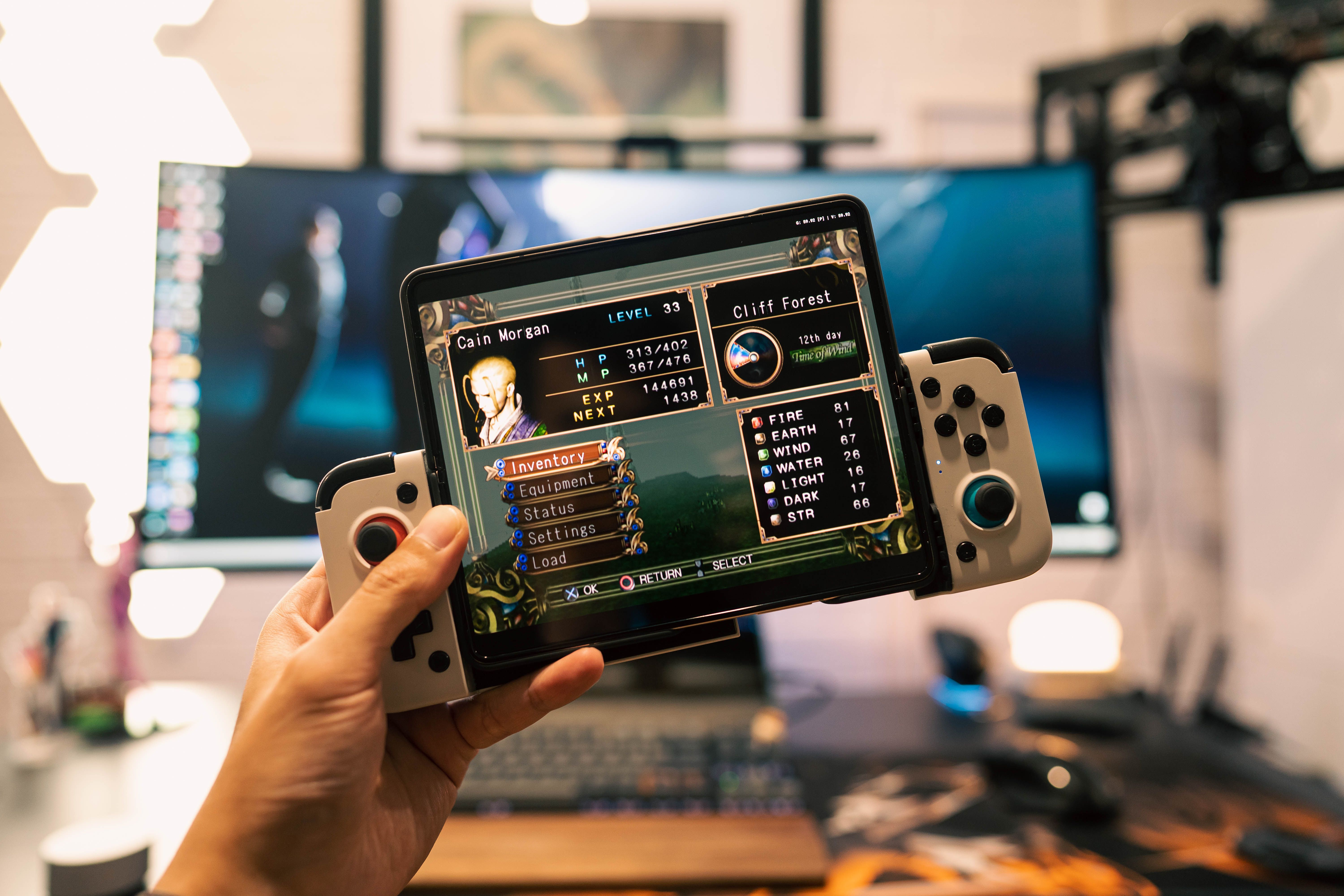 The Best Gaming Controller For Samsung Z Fold & S Samsung Members