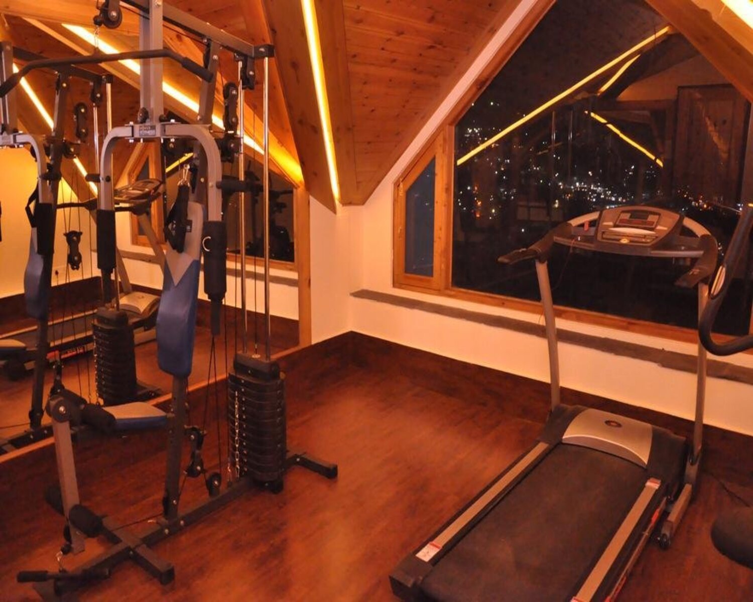 The Cedar Grand Hotel and Spa 𝗕𝗢𝗢𝗞 Shimla Hotel 𝘄𝗶𝘁𝗵 ₹𝟬 𝗣𝗔𝗬𝗠𝗘𝗡𝗧