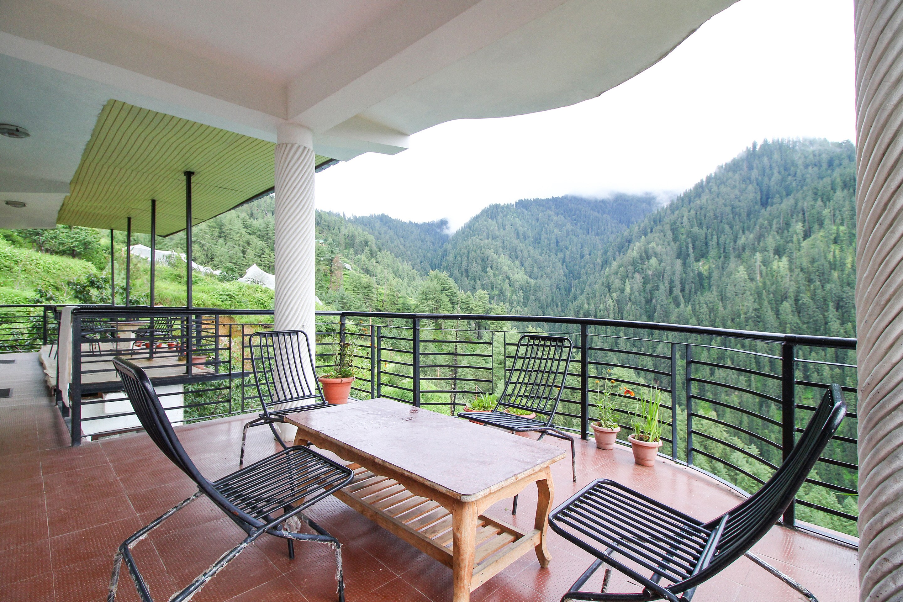 Hatu Valley Homestay Narkanda Homestay Price, Address