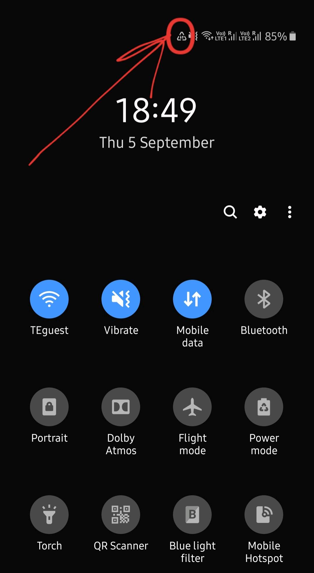 triangle symbol on status bar Samsung Members