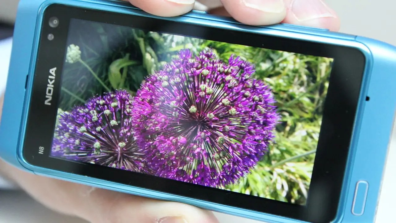 What is AMOLED Display? (Active Matrix Organic Light Emitting Diode)