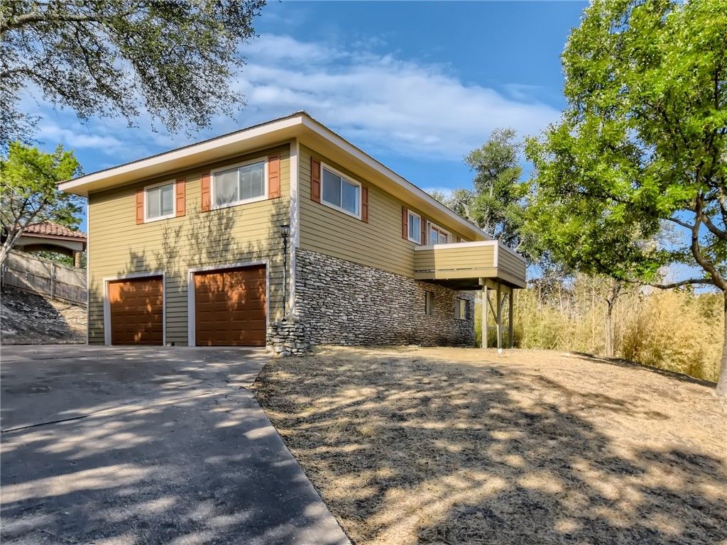 6908 Comanche Trail, Austin, TX, 78732 MLS 2358390