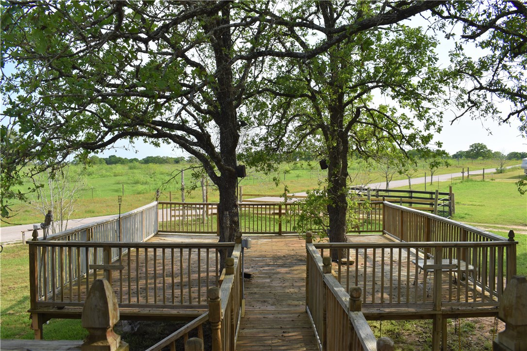 1775 County Road 122, Ledbetter, TX, 78946 MLS 5339696