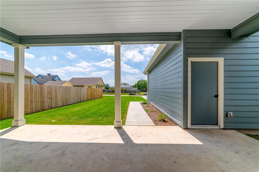 1024 Railroad Avenue, TX 78626 MLS 4660642 1024 Railroad Avenue, TX 78626 MLS 4660642