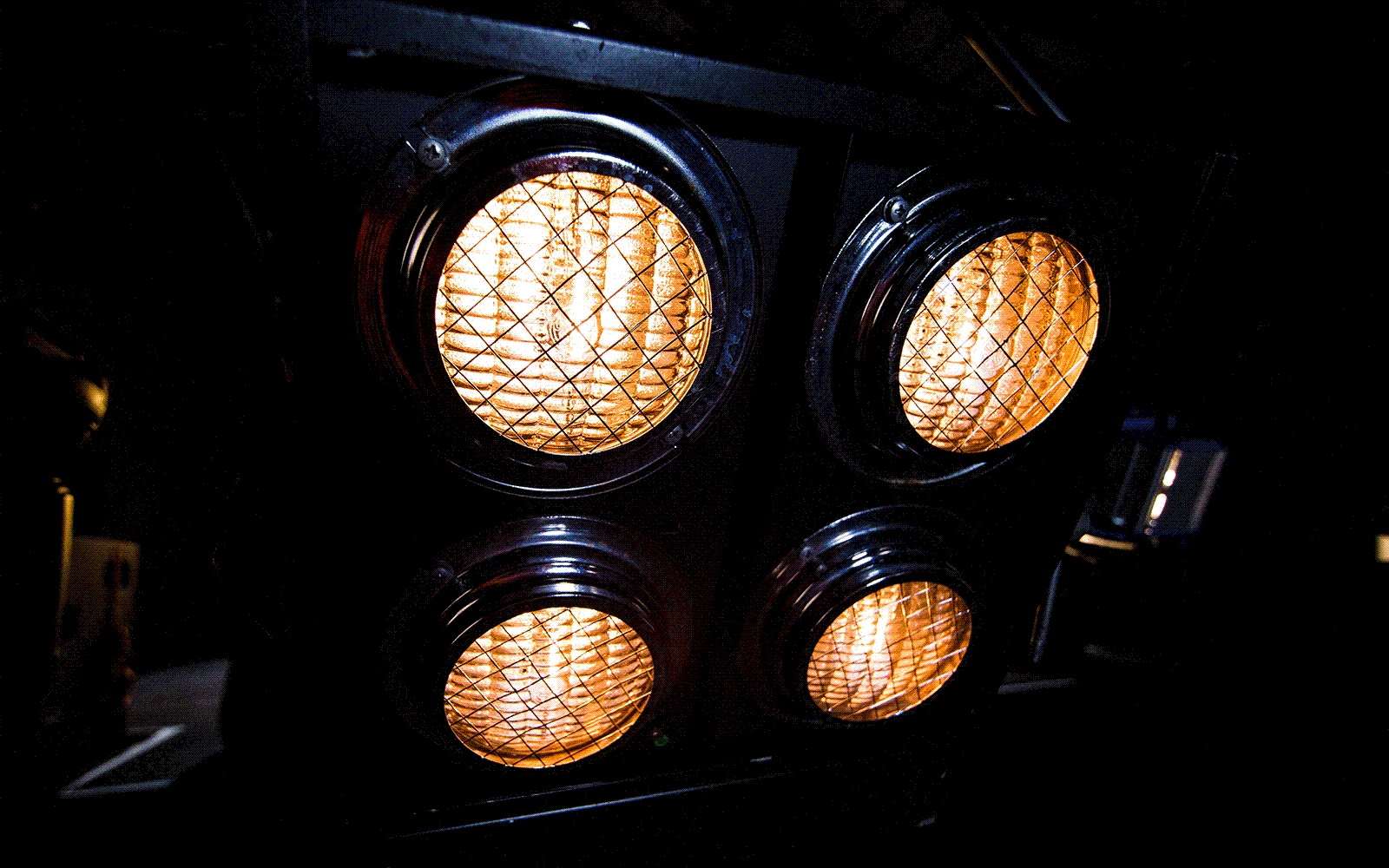 Free 20 Flashing Stage Lights Gif