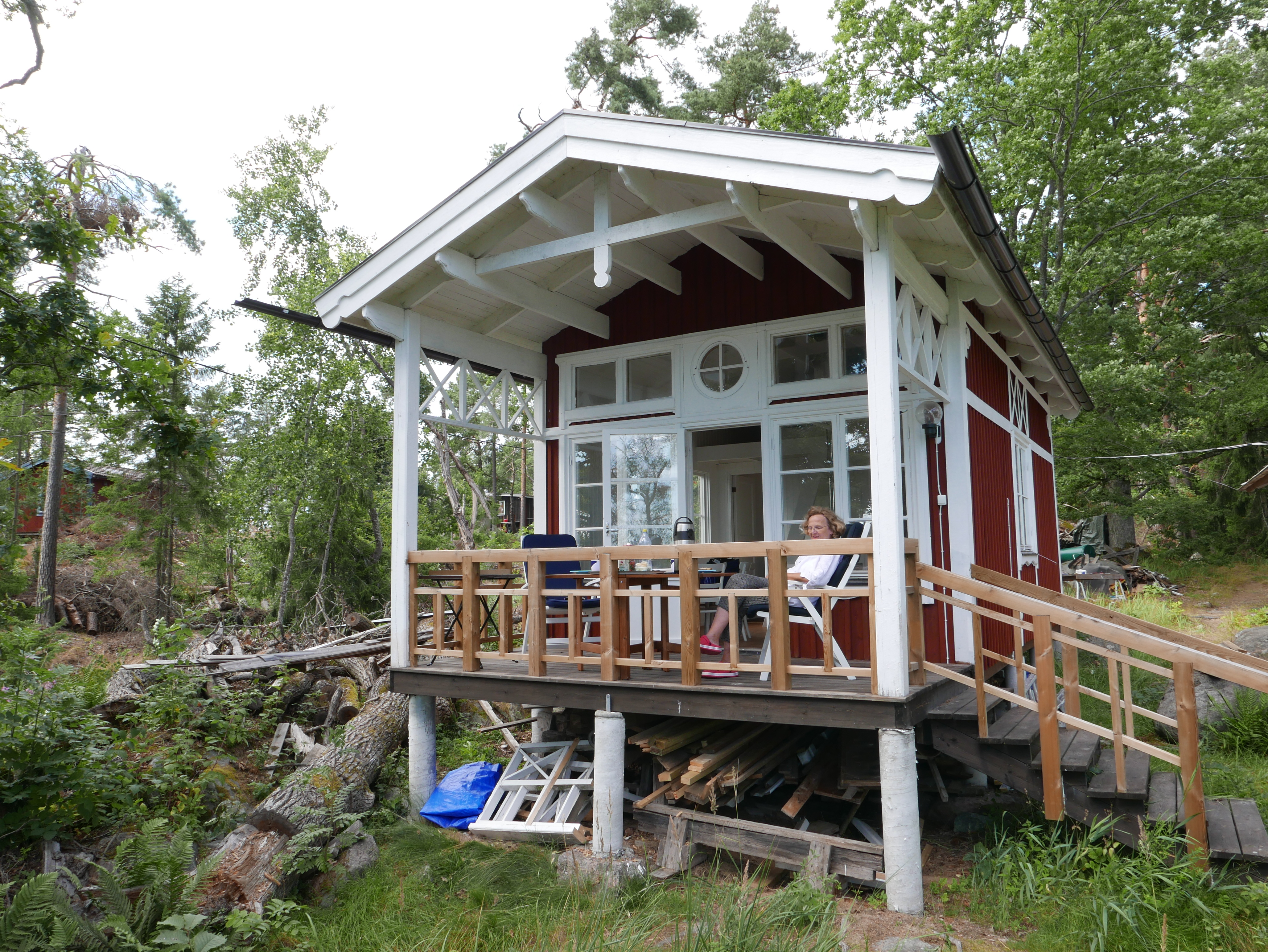 Räcke på hus i skärgården
