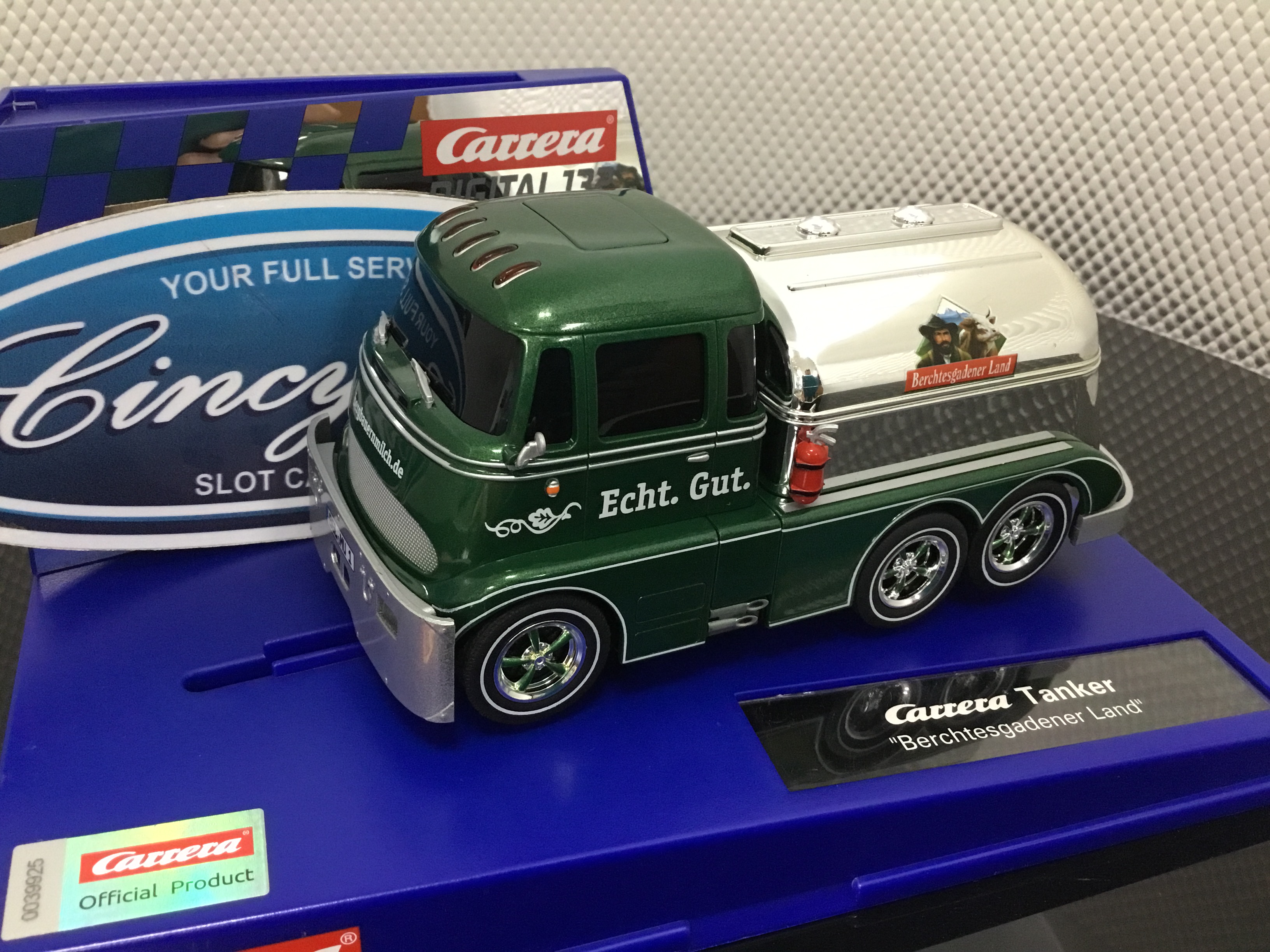 Carrera D132 30889 Tanker Berchtesgadener Land 1/32 Slot Car.