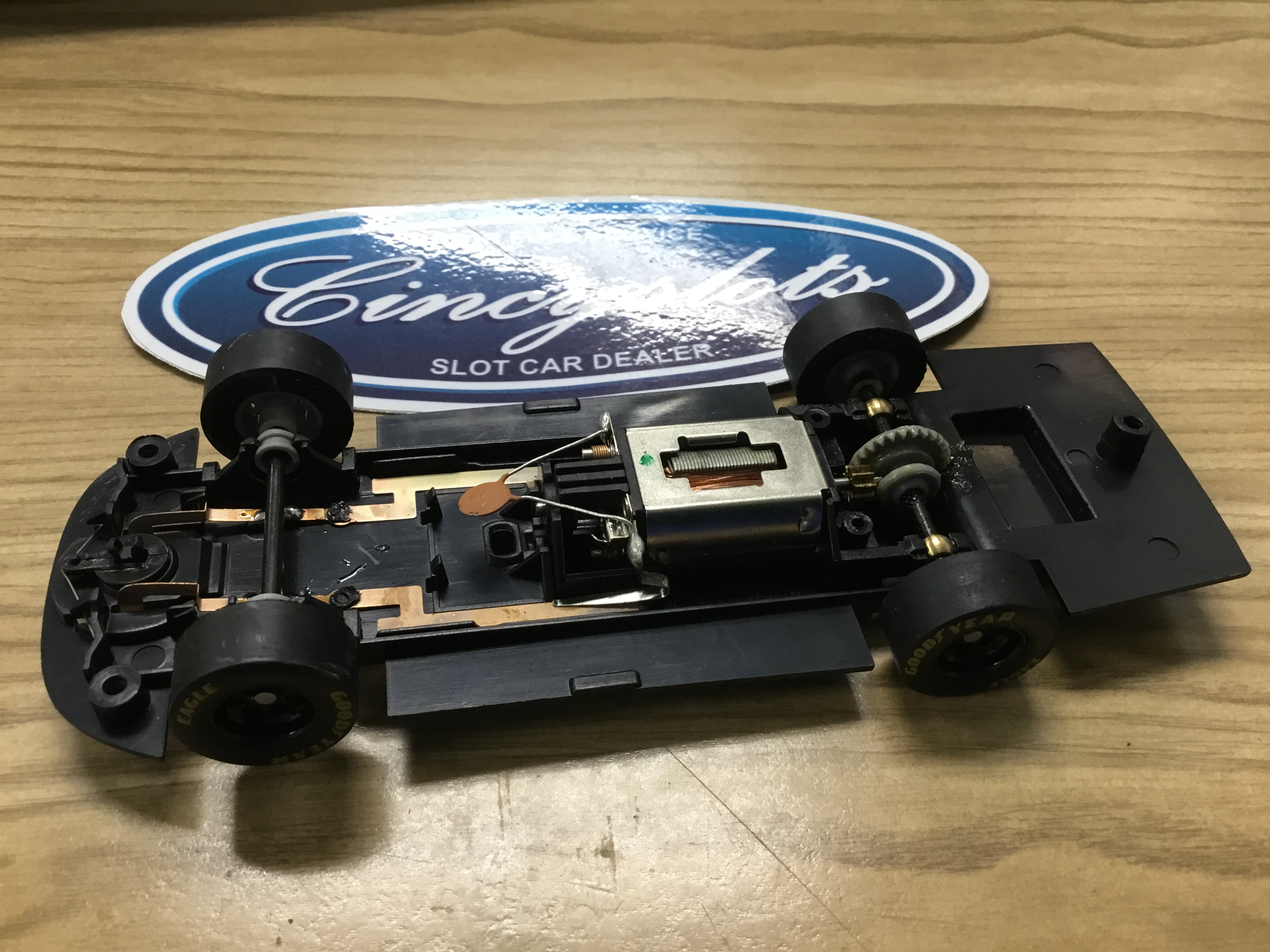 SCX Nascar Chevrolet Monte Carlo Chassis 1/32 Slot Car. New