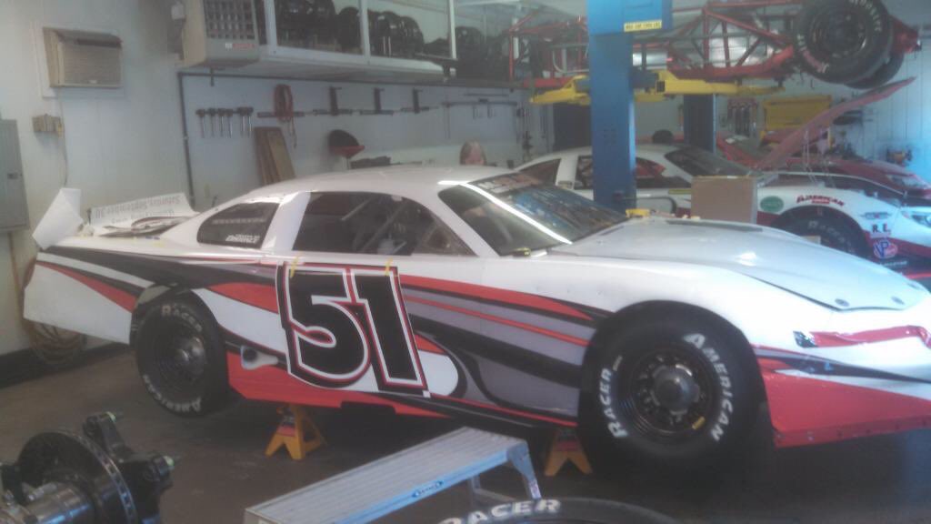 Kyle Busch vs the Locals in Vermont’s Governor Cup