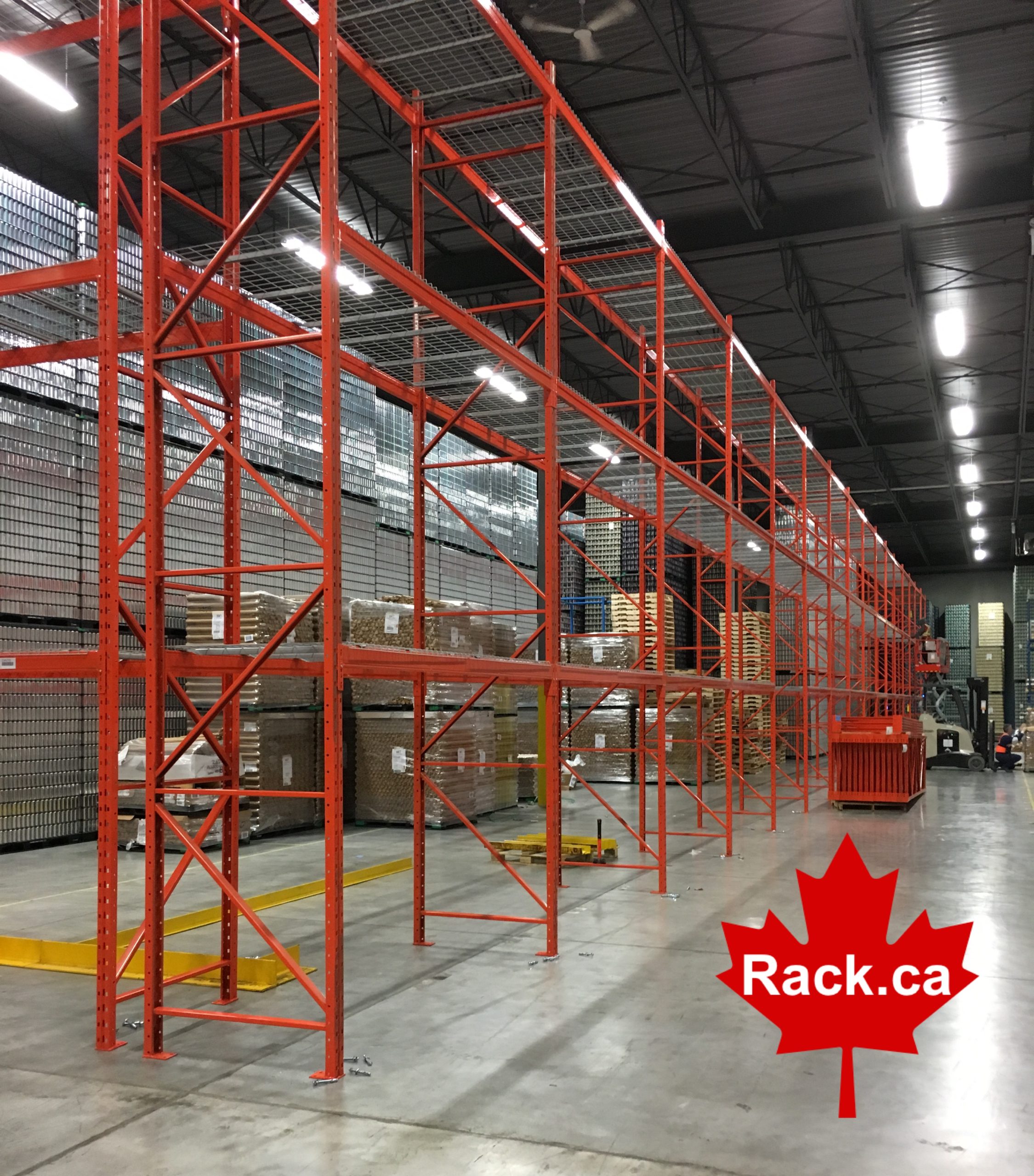 Selective Pallet Racking in Toronto Pallet Storage Equipments in GTA