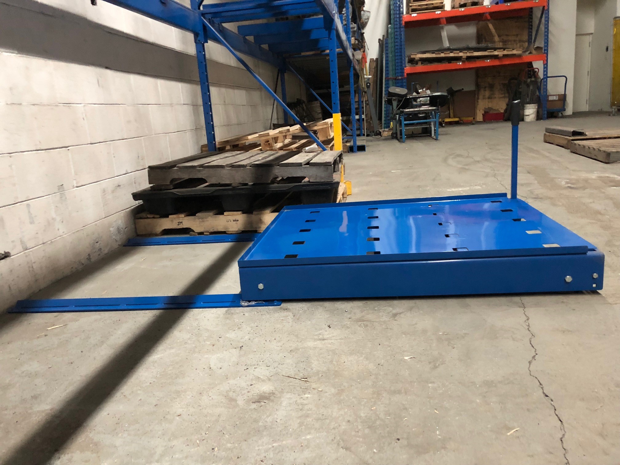 Industrial Roll Out Shelving Pallet Rack Pull Out Shelves