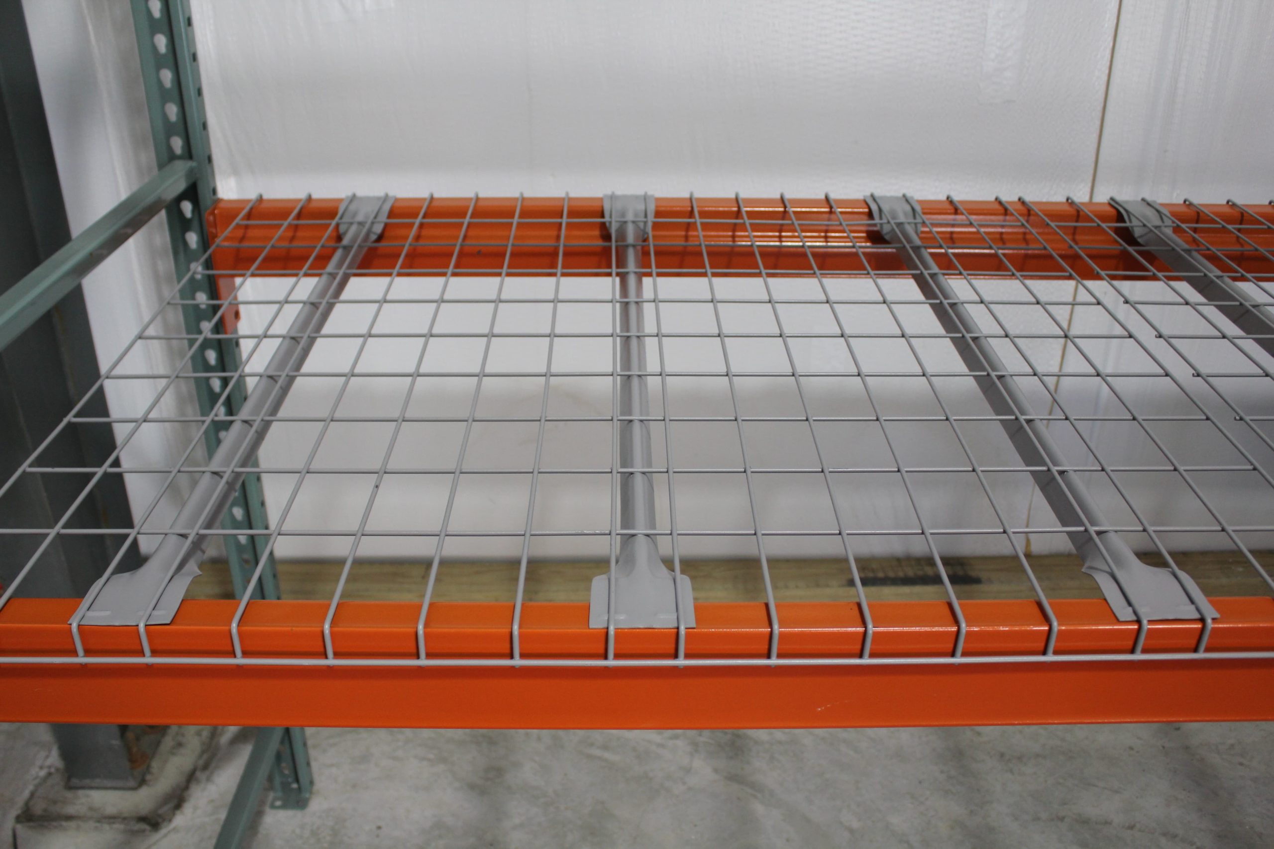 Inverted Flared Wire Decking Wire Shelving Systems