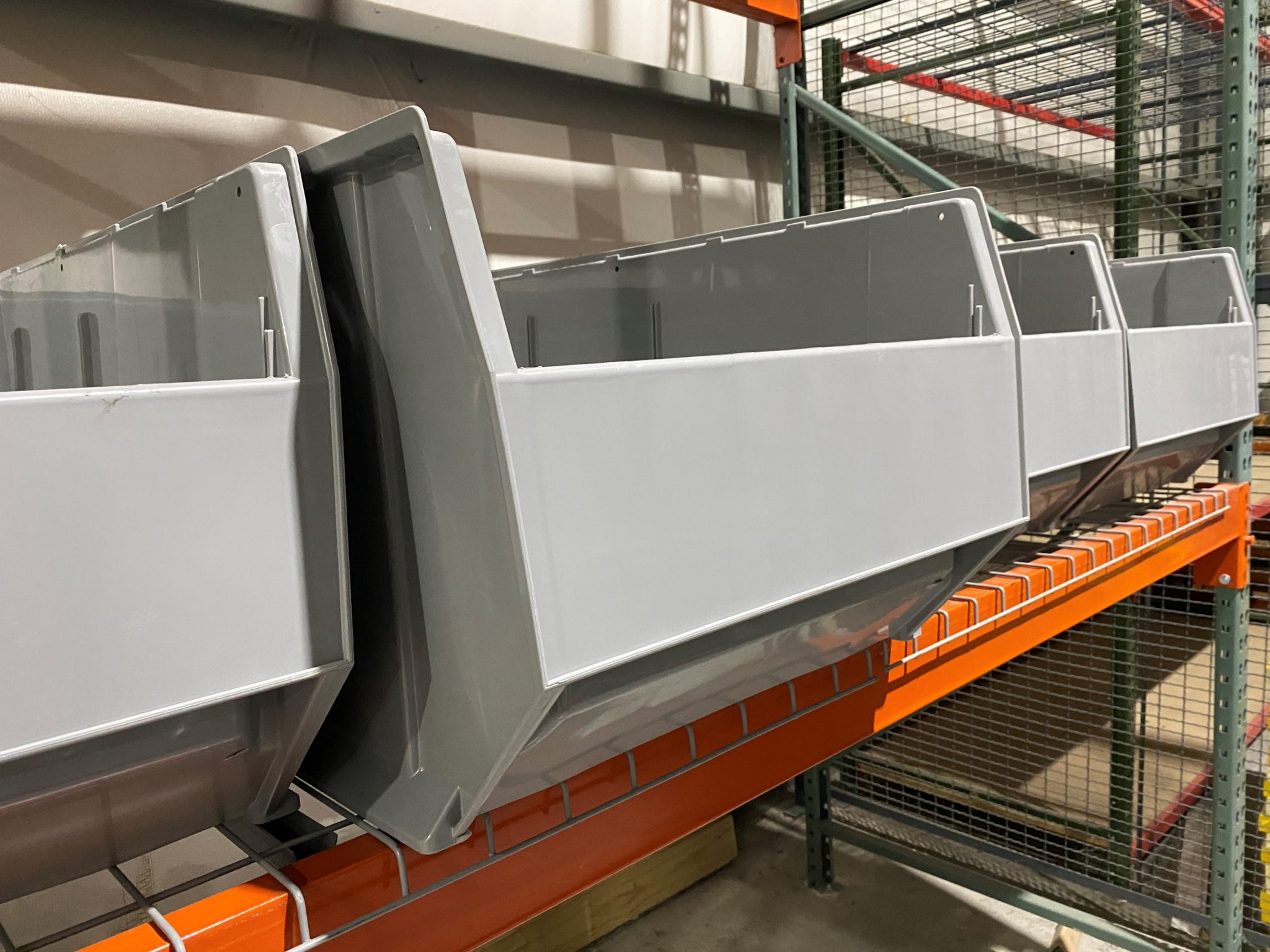 Large Plastic Pallet Rack Storage Bins Warehouse Rack Bins