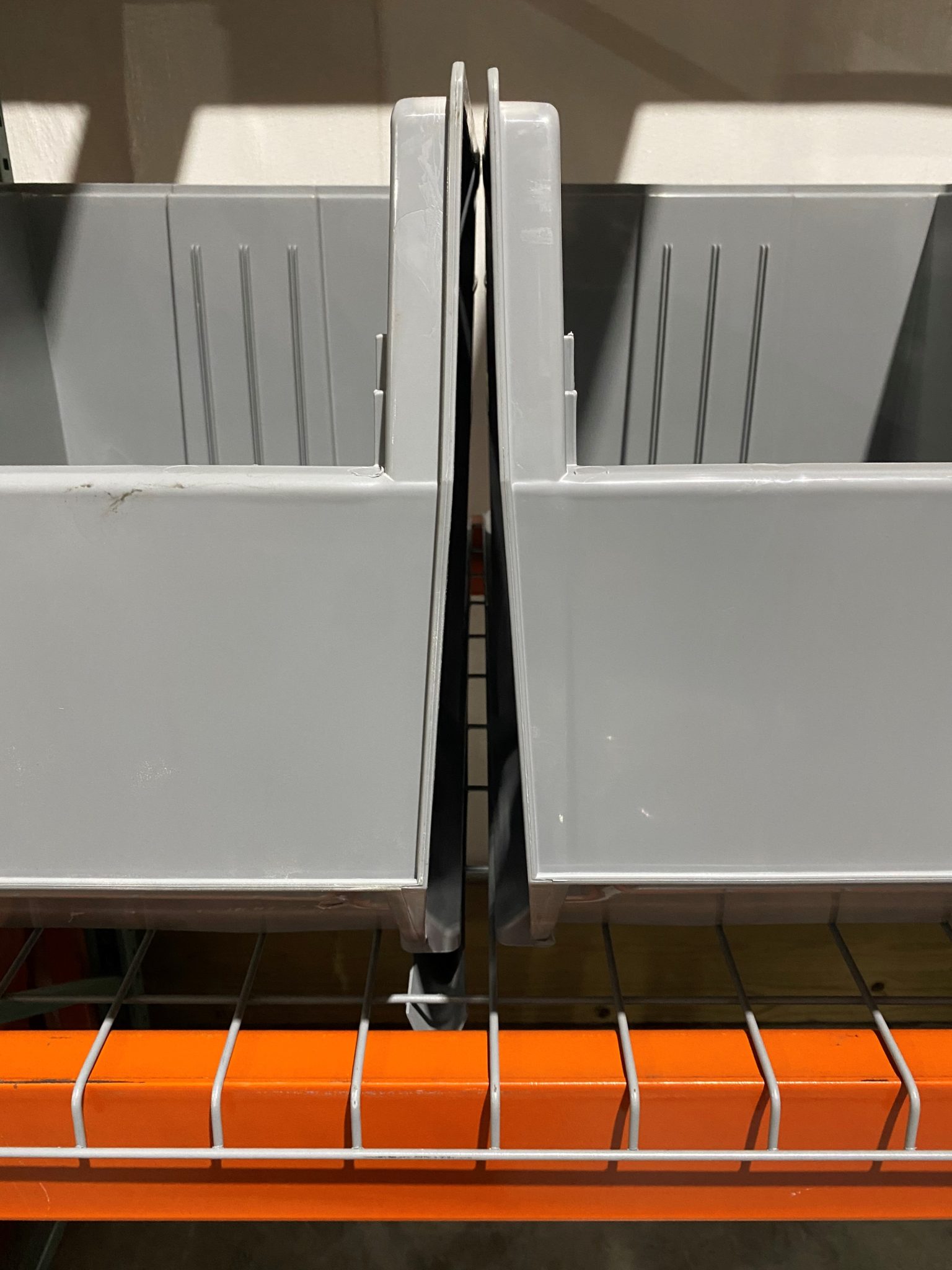 Large Plastic Pallet Rack Storage Bins Warehouse Rack Bins