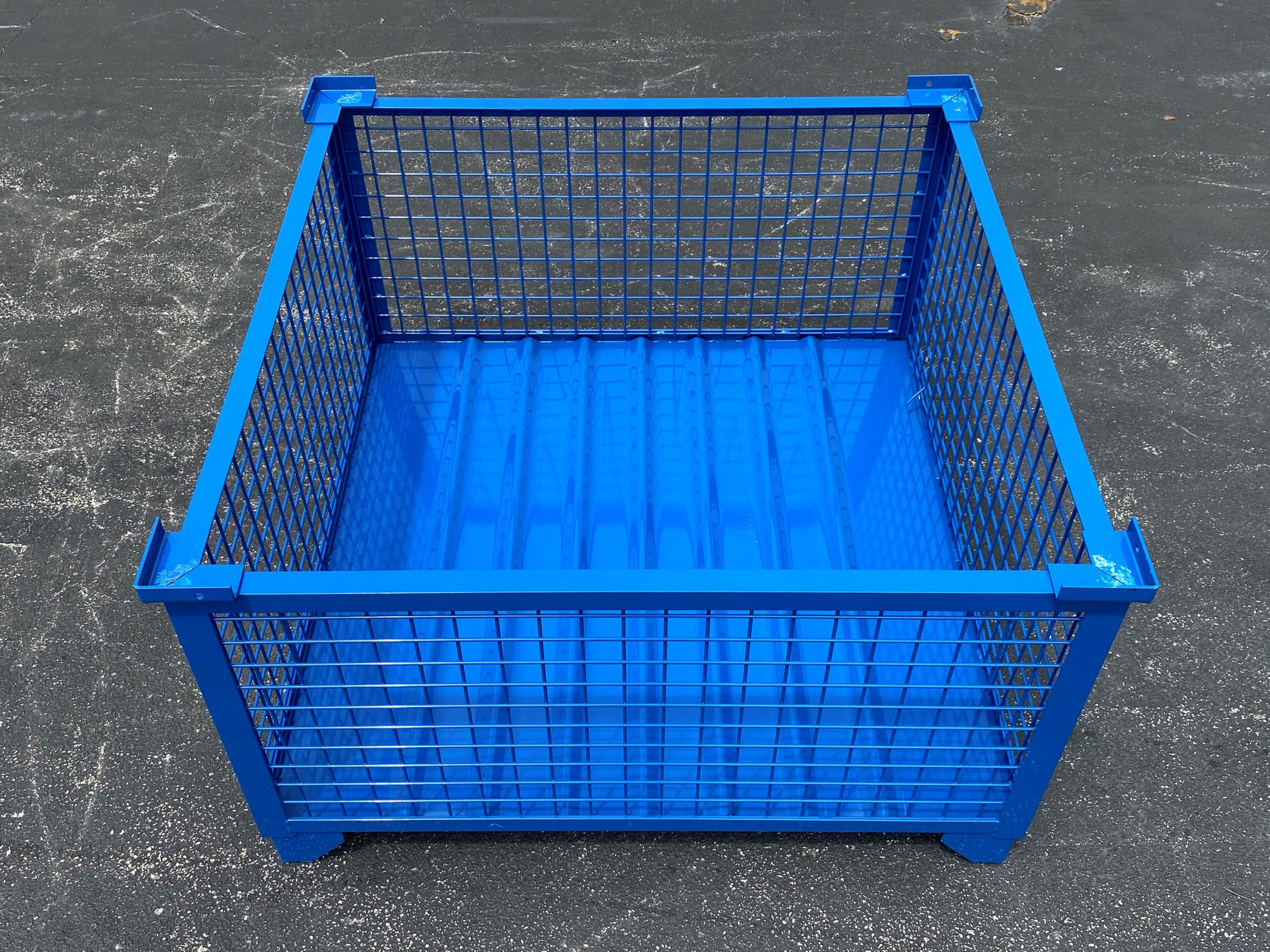 Stackable Rigid Wire Baskets Containers Bulk Bins Warehouse Rack