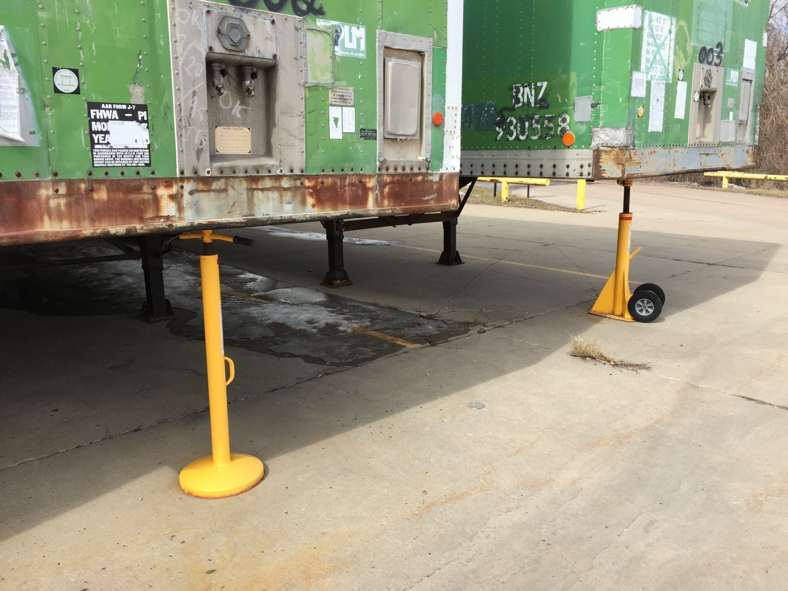 Trailer Stabilizer Jack Semi Trailer Stabilizer Jacks