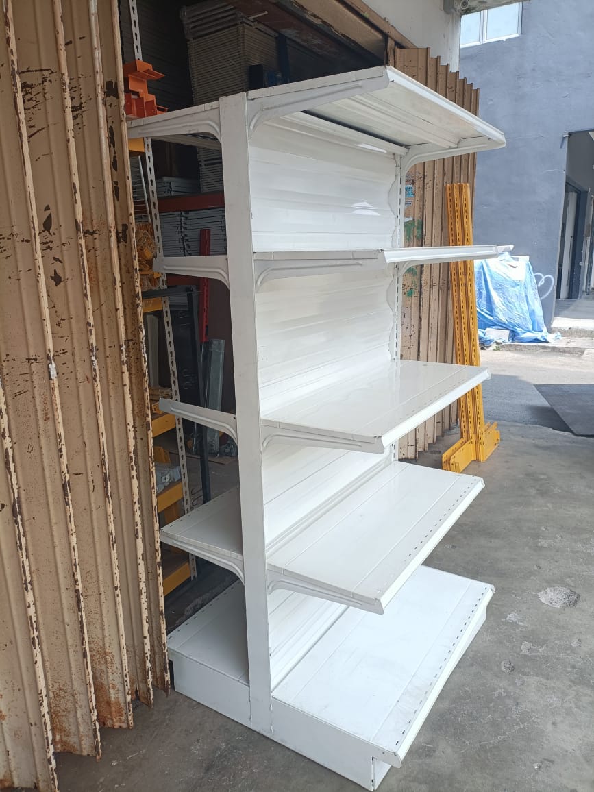 Second Hand Racks 010202 9339