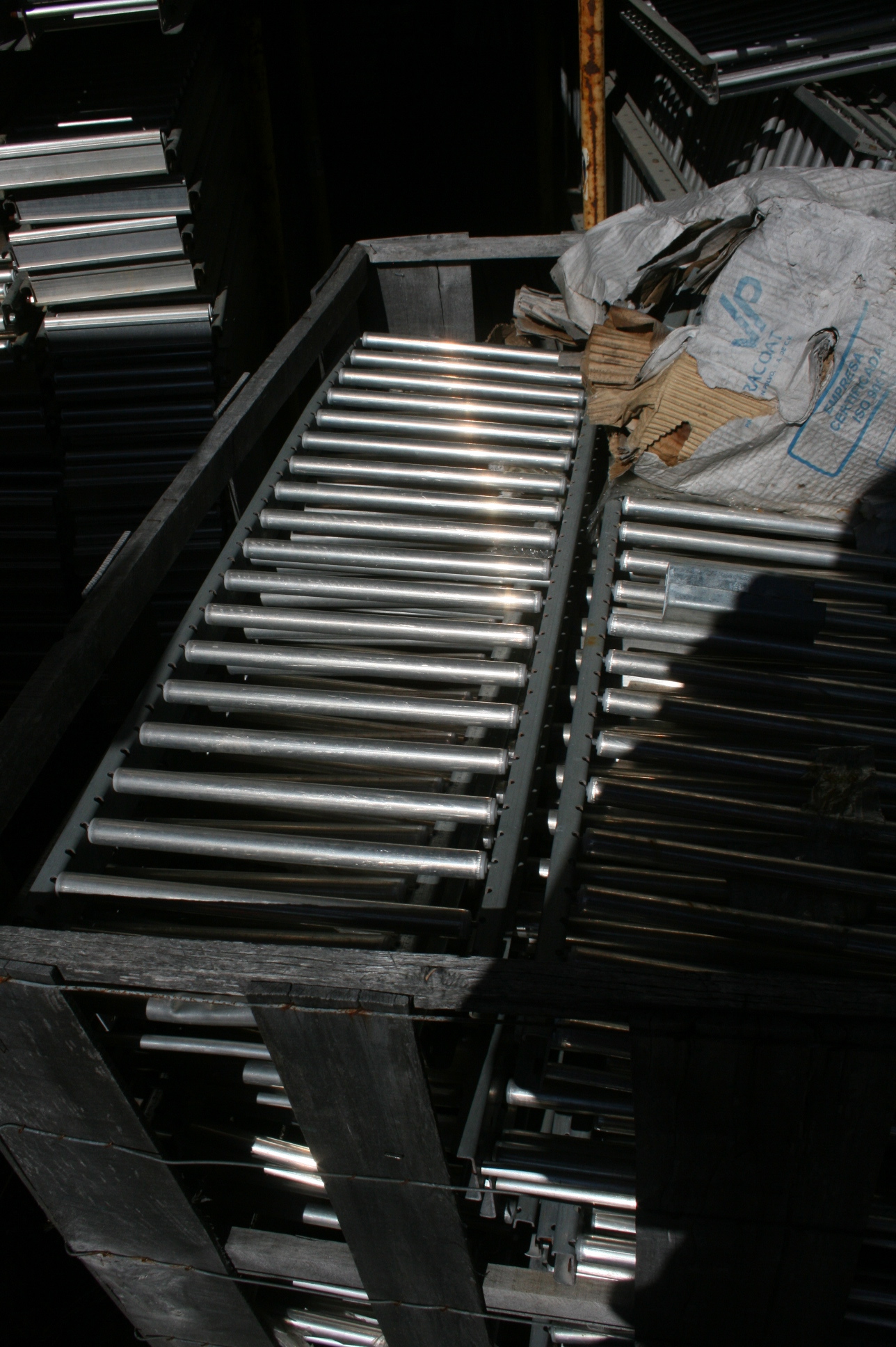 Span Track Carton Flow Rack Roller Track