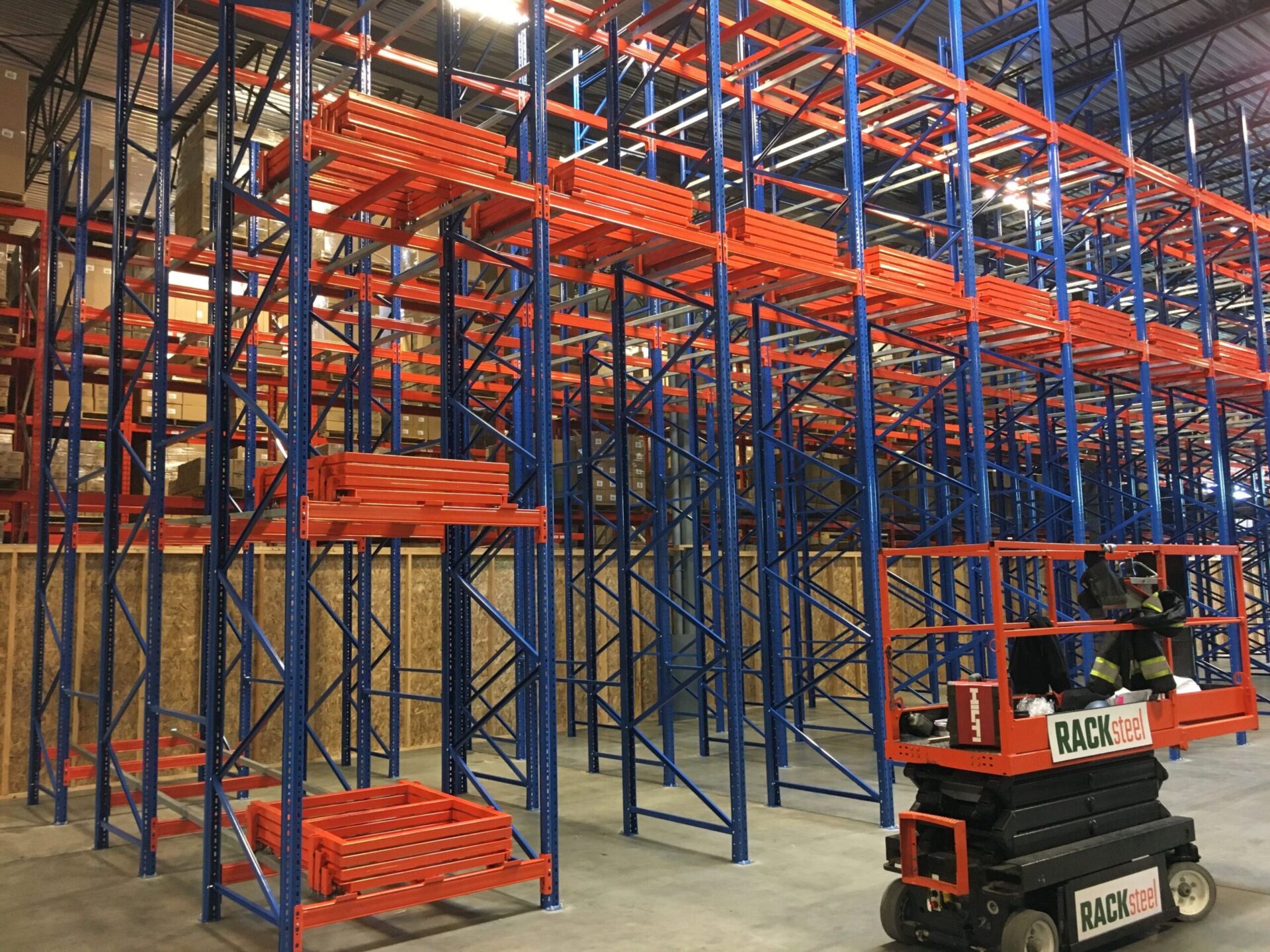 Top 20 Actions to Develop Your Warehouse Project Plan