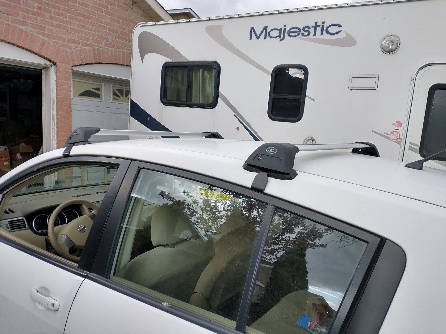 2008 ,2012 Nissan Versa Bare Roof Rack With Large Carrier Box